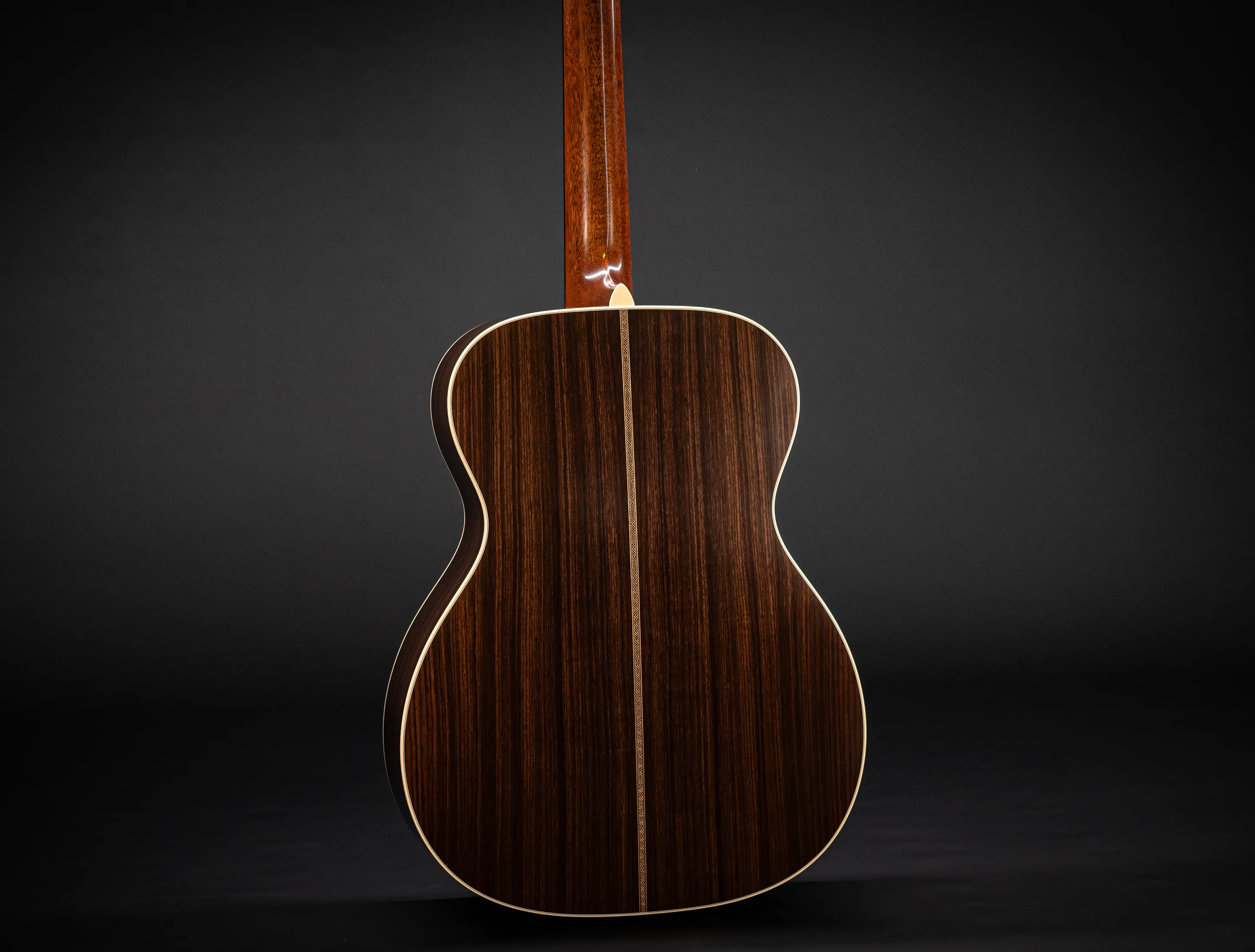 Galerie anzeigen (30 Bilder) a170595 Martin Custom Shop 000-28 Authentic 1937 - Ambertone Burst