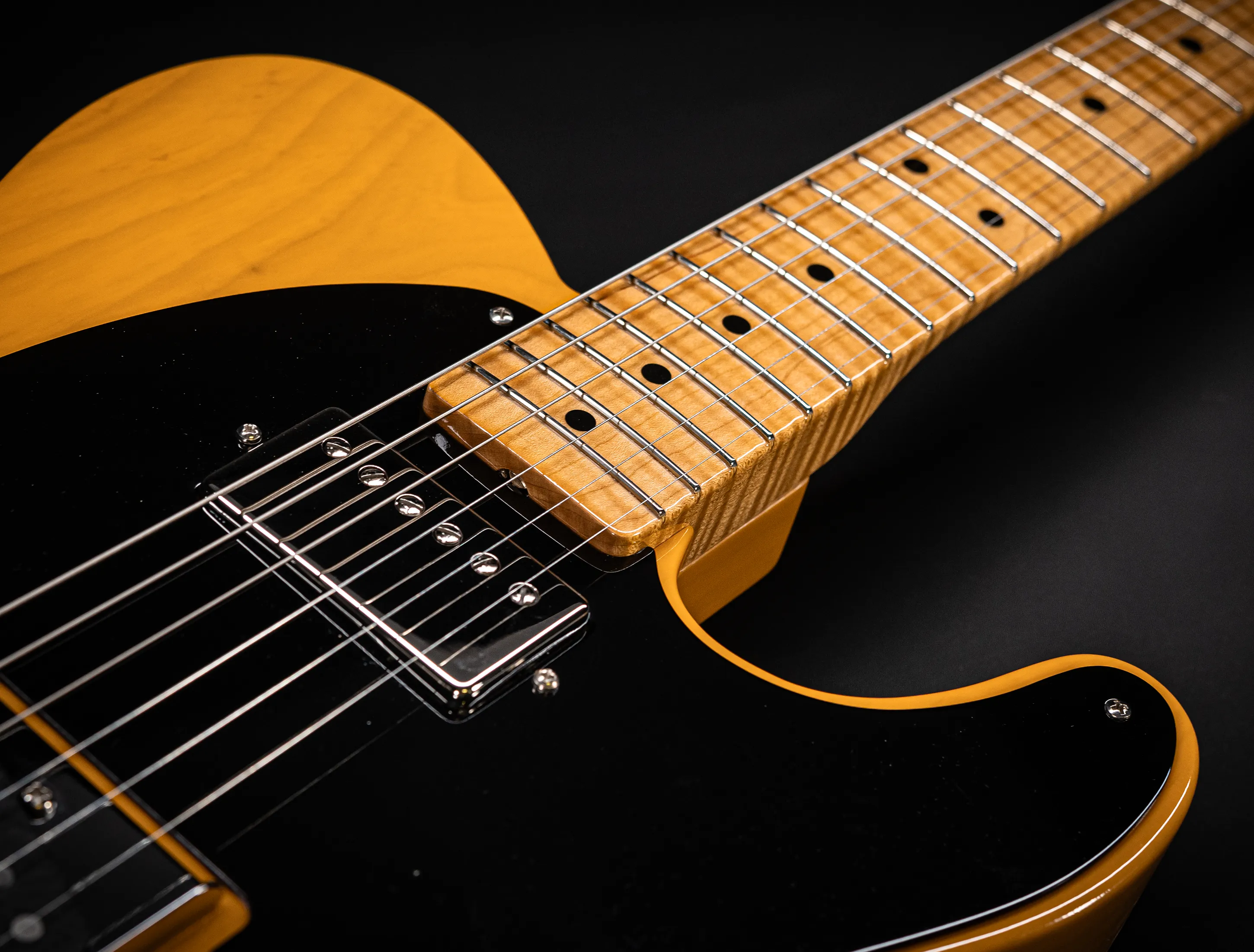 a175665-Fender-MBD- Limited-1952-Humbucker-Telecaster-Timeless-NOS-flame-Neck-Aged-Butterscotch-Blonde-