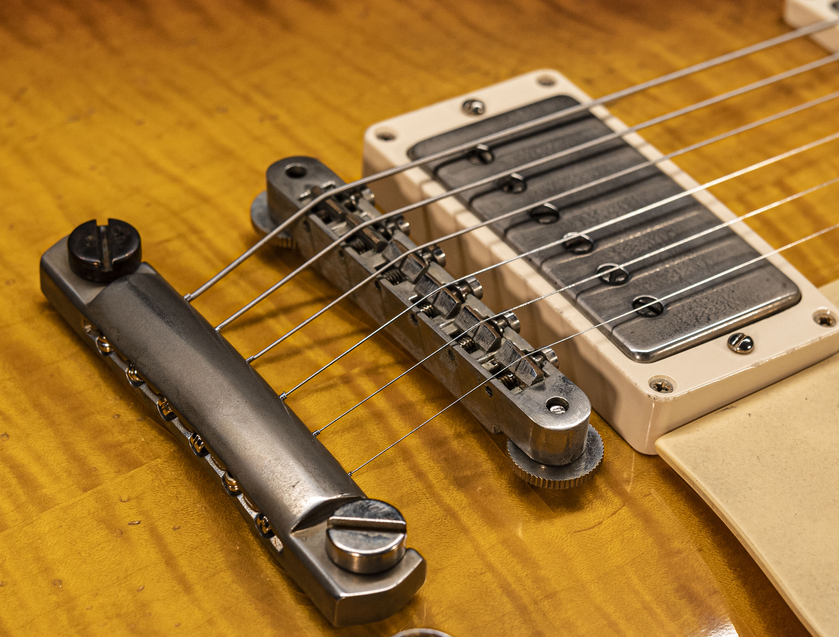 a138816-Gibson-Les-Paul-1959-The-Burst-Tom-Murphy-Painted-TM-R9-Ultra-Heavy-Aged-Murphys-Tea-931783 a138816-gibson-les-paul-1959-the-burst-tom-murphy-painted-tm-r9-ultra-heavy-aged-murphys-tea-931783