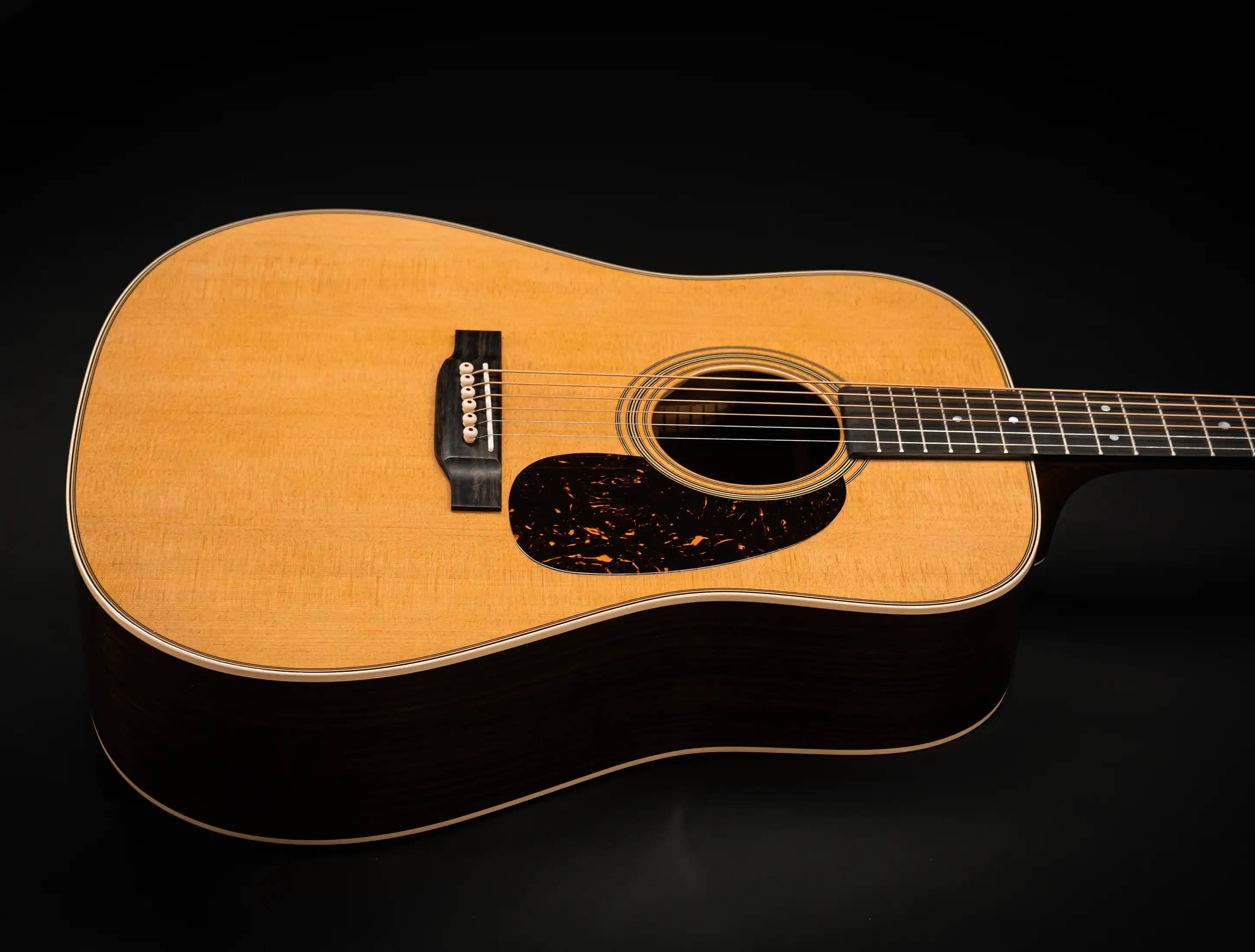 Martin D-28 (Reimagined) | Musikhaus Hermann