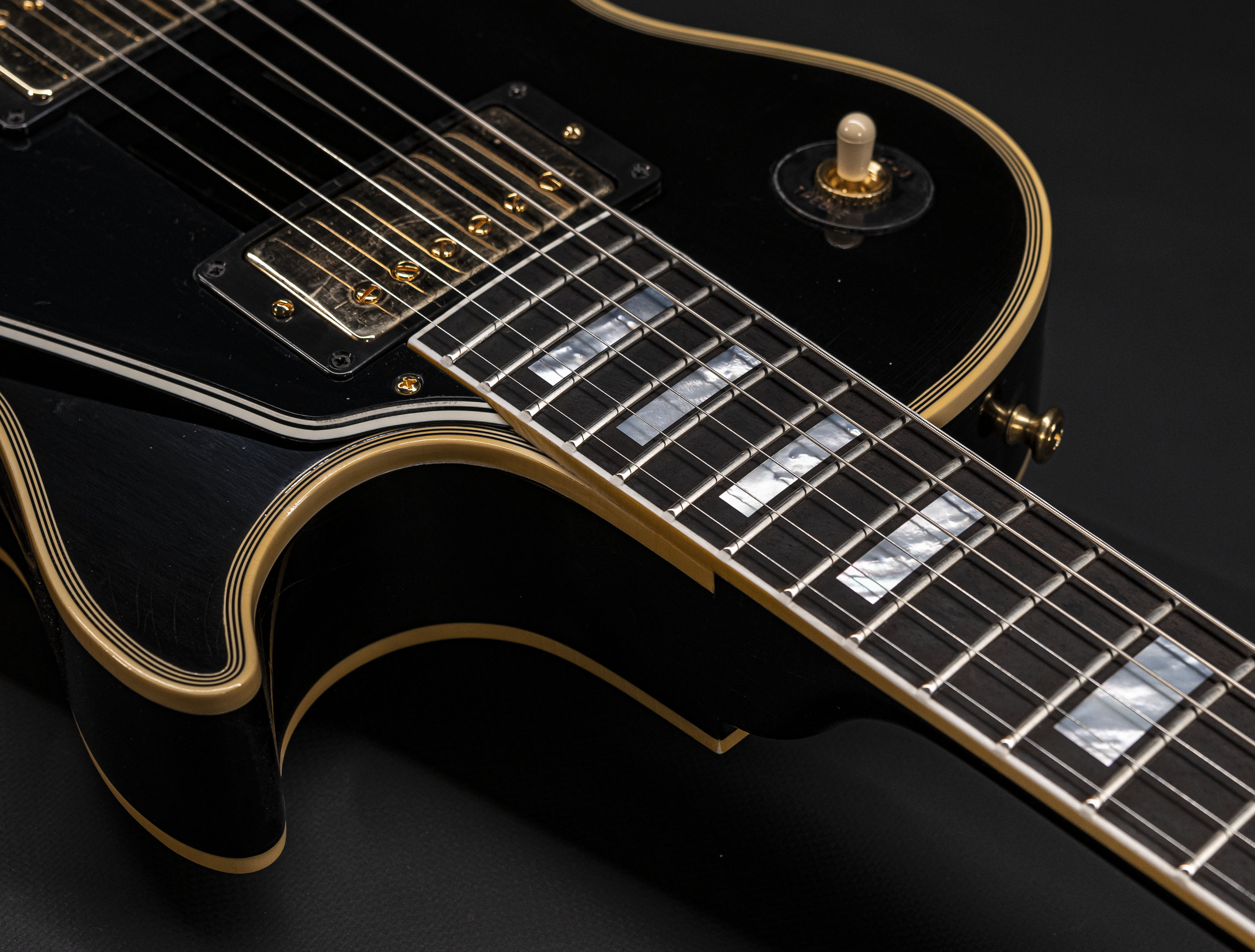 a125438-Gibson-1957-Les-Paul-Custom-Reissue-2PU-Murphy-Lab-Ultra-Light-Aged-EbonylJ7Wovj2sWNP6 a125438-gibson-1957-les-paul-custom-reissue-2pu-murphy-lab-ultra-light-aged-ebonylj7wovj2swnp6