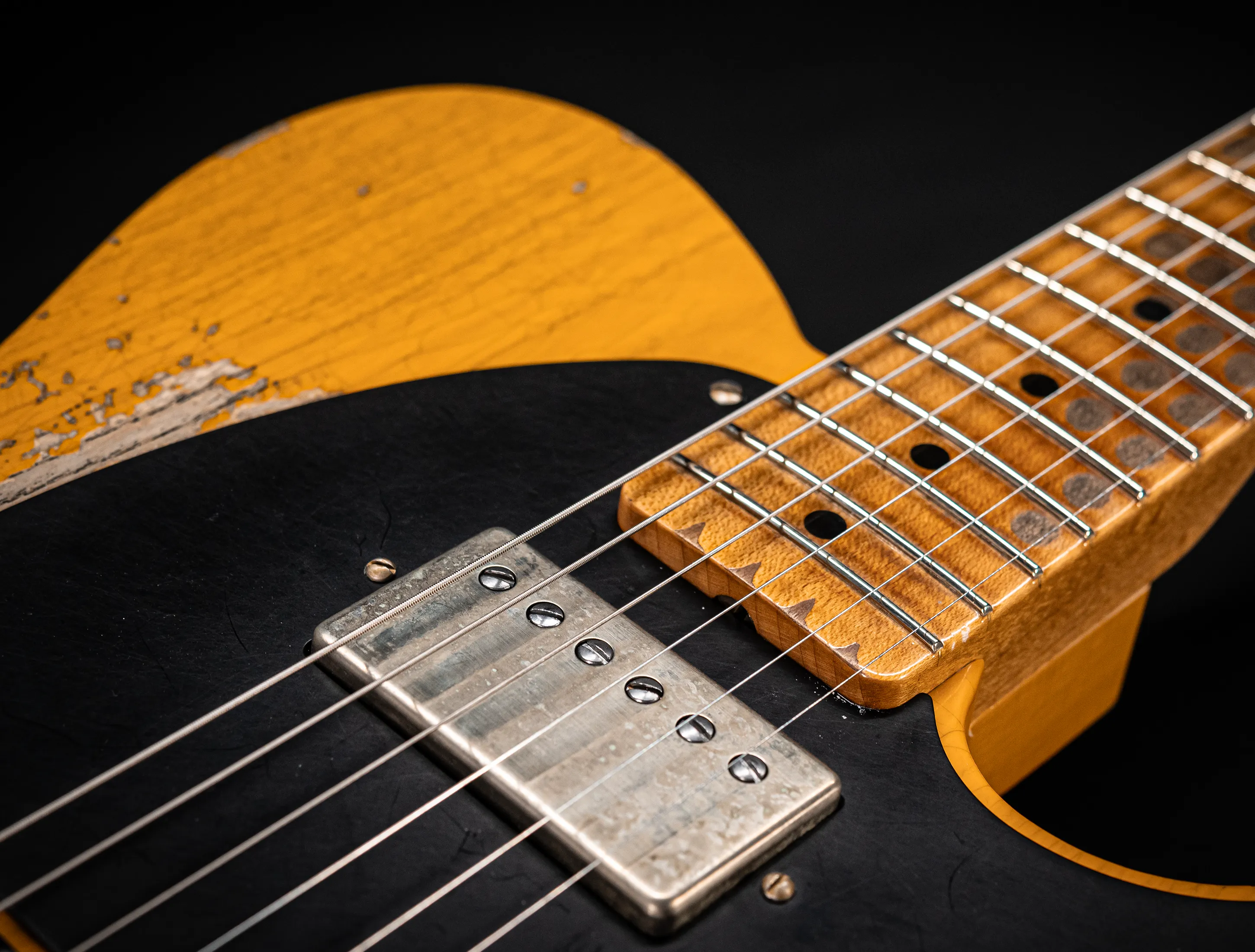 Fender MBD 1952 Humbucker Telecaster Heavy Relic 1pc Ash Body - Butterscotch Blonde