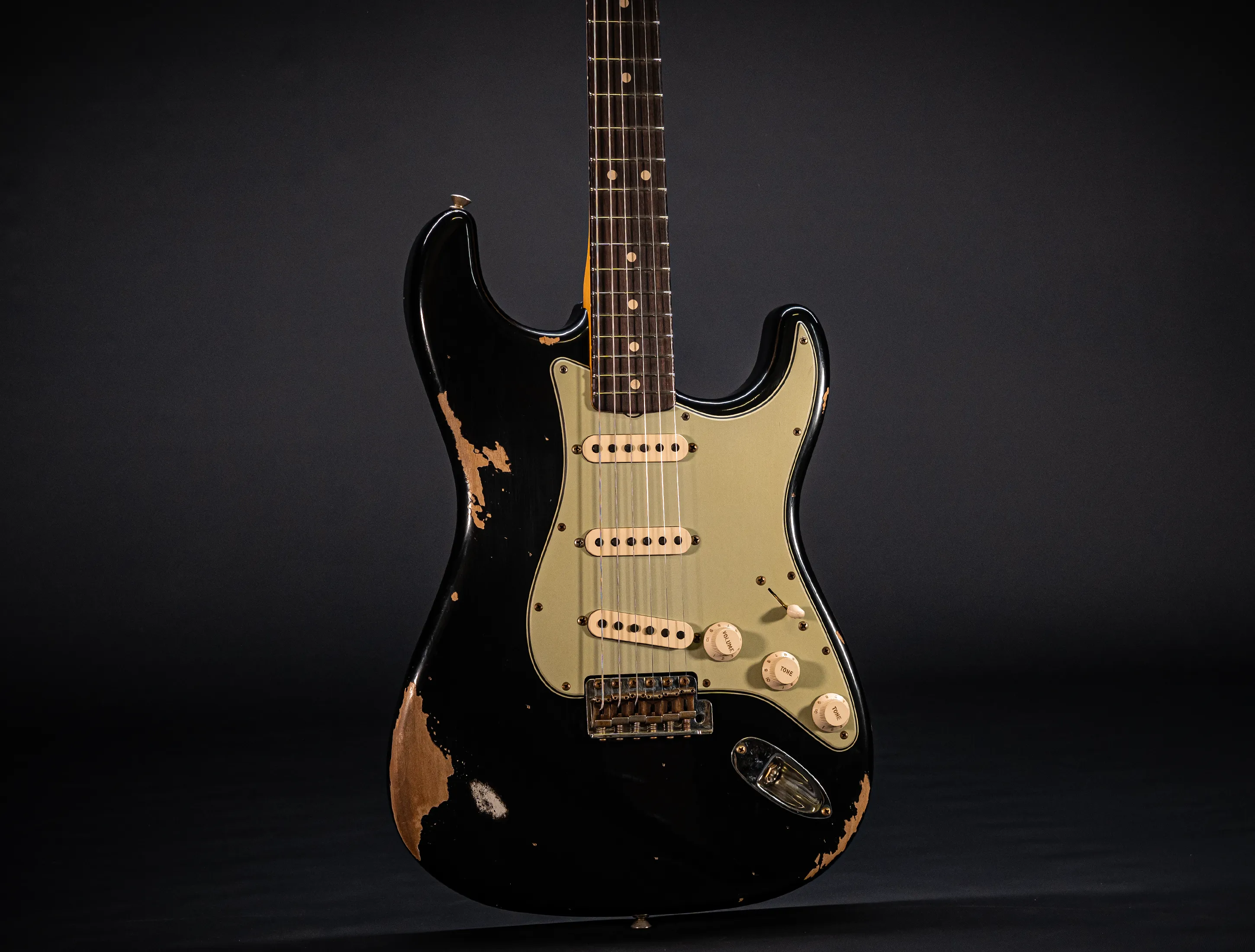 a173141Fender MBD Limited 1963 Stratocaster Heavy Relic - Black Muikhaus-Hermann