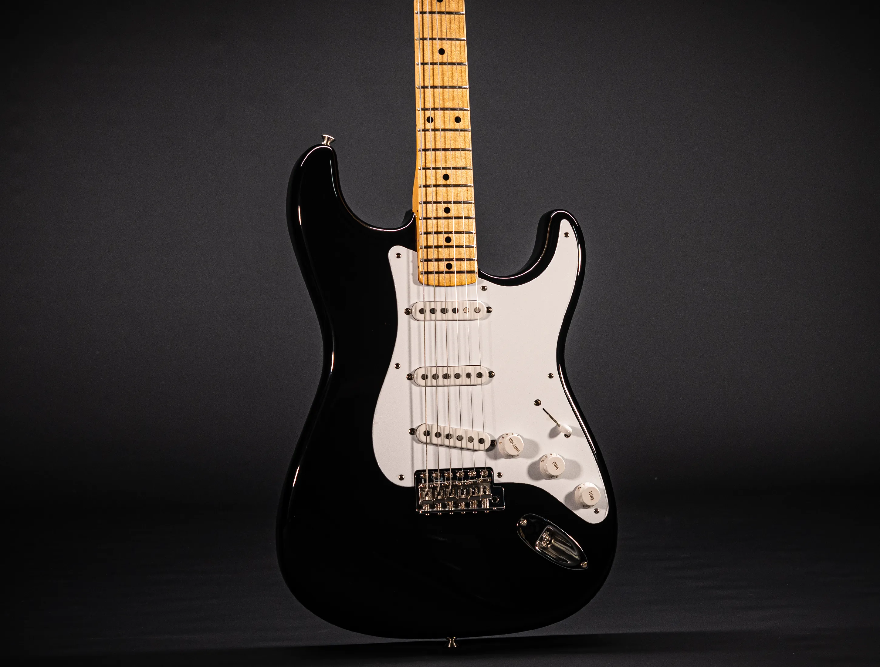 a164514 Fender 70th Anniversary Limited 1954 Stratocaster NOS - Black