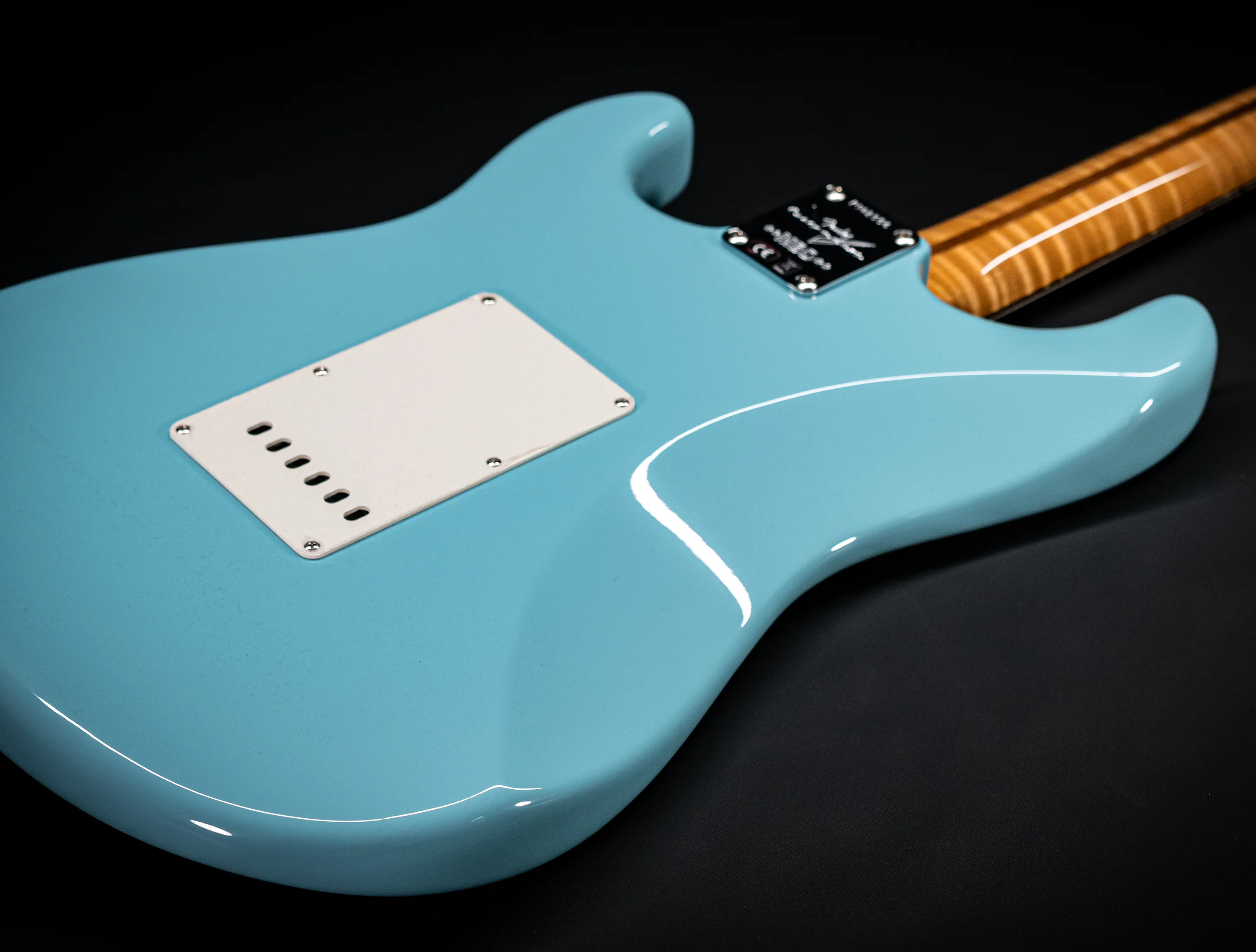 Fender MBD 1963 Stratocaster Prestige NOS flame Neck - Daphne Blue