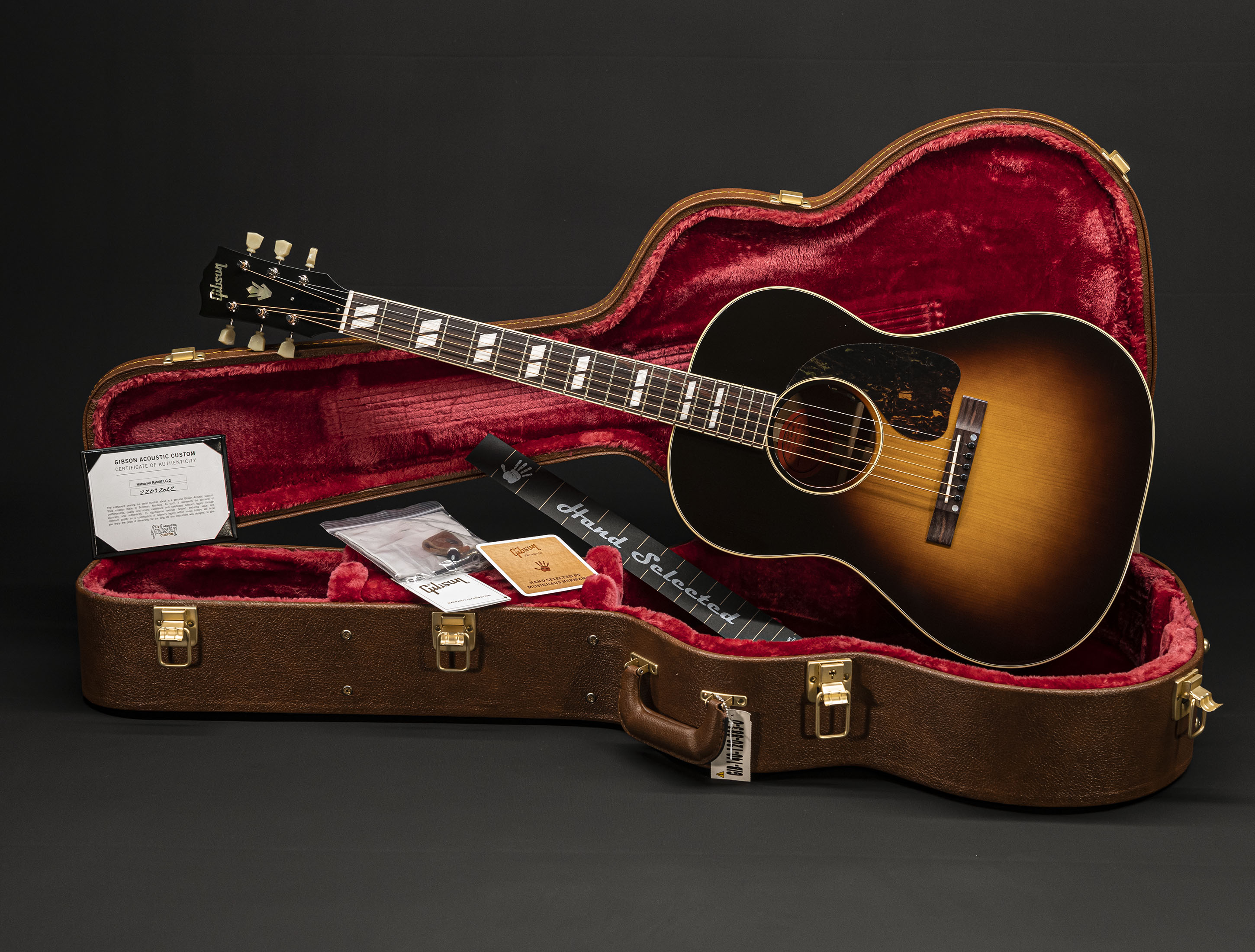 Show gallery (24 images) a119809 gibson-nathaniel-rateliff-lg-2-western