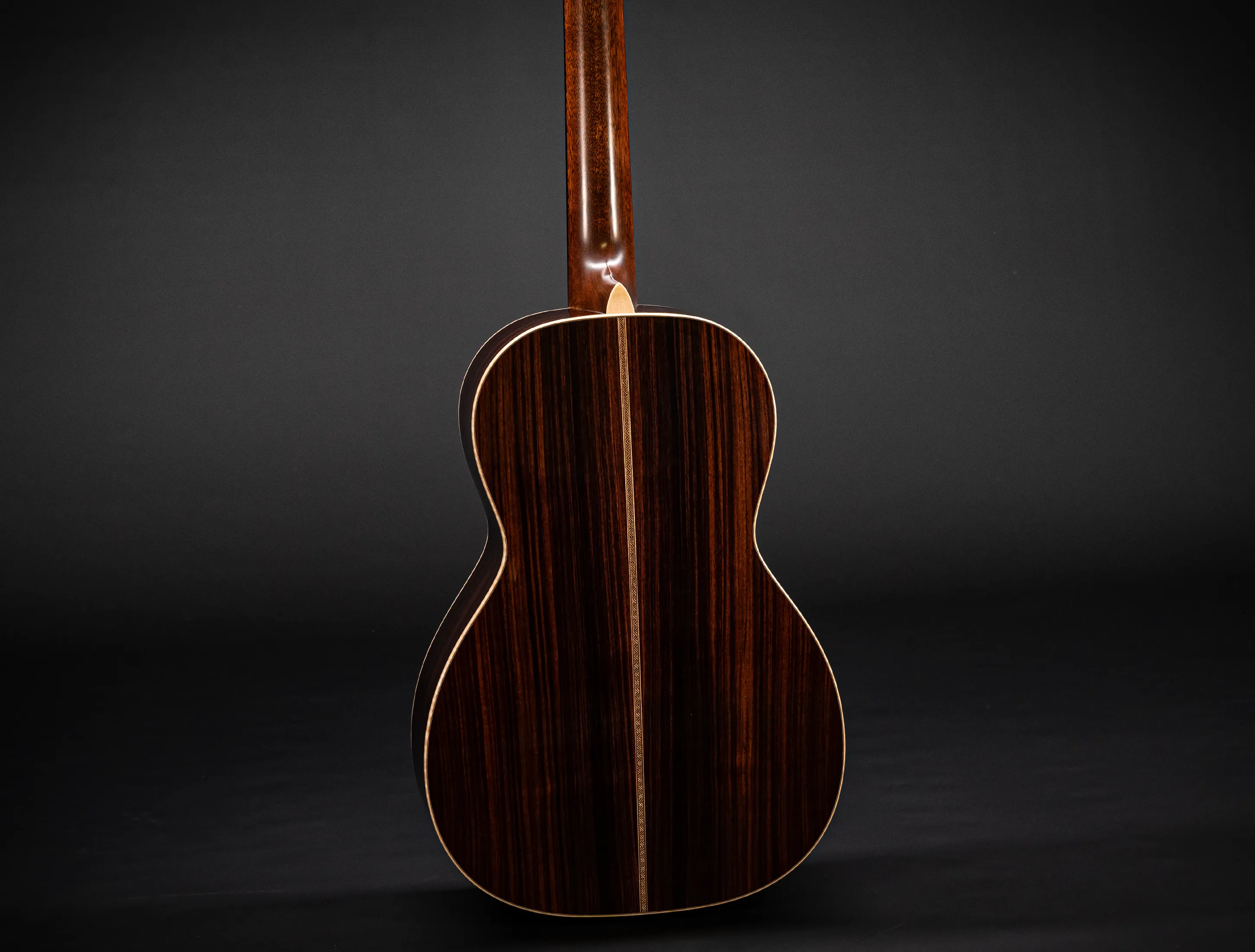 Show gallery (31 images) a170920 Martin 012-28 12-Fret Modern Deluxe Musikhaus-Hermann