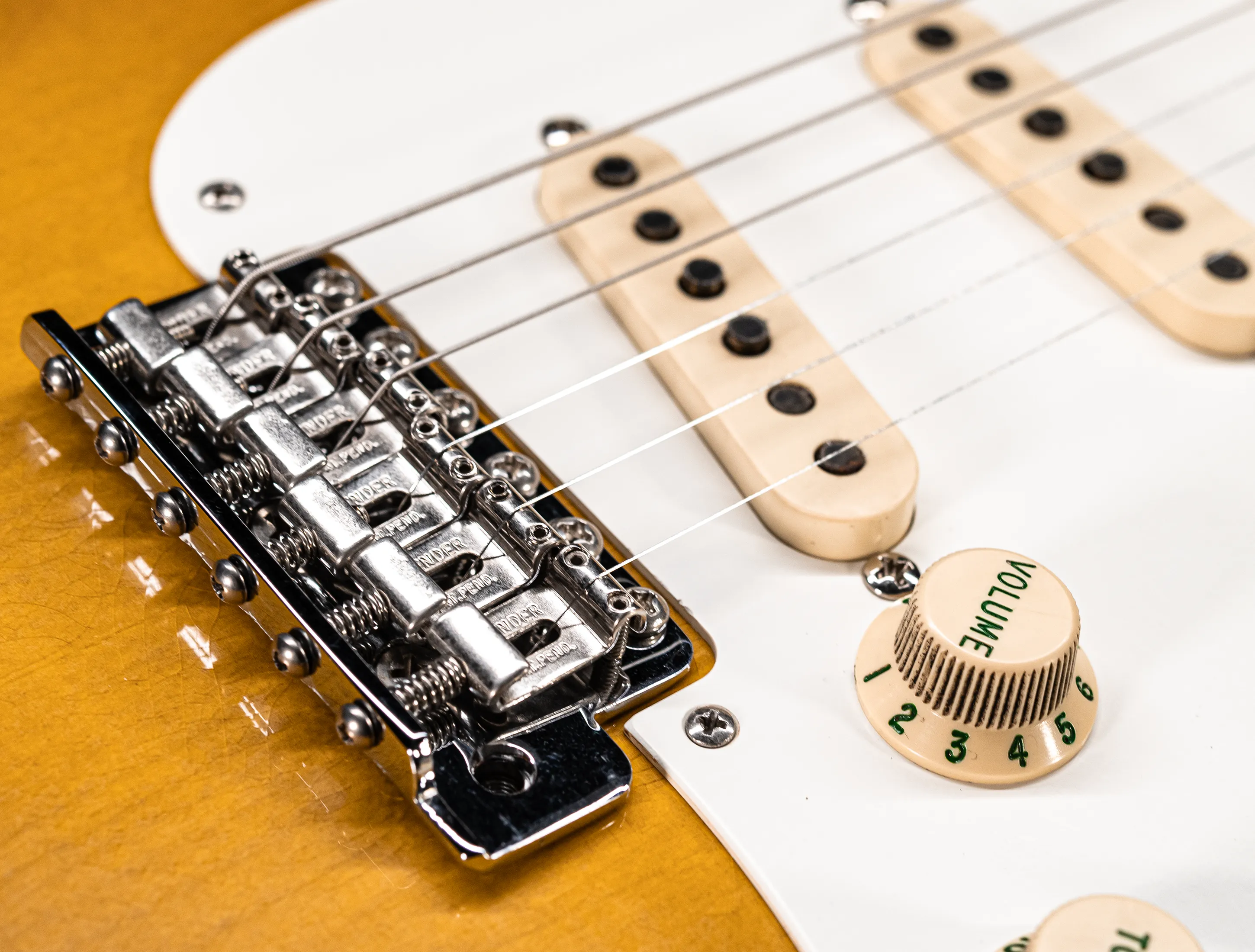 Fender Masterbuilt Kyle McMillin 1957 Stratocaster Closet Classic Erle Body - Sunburst