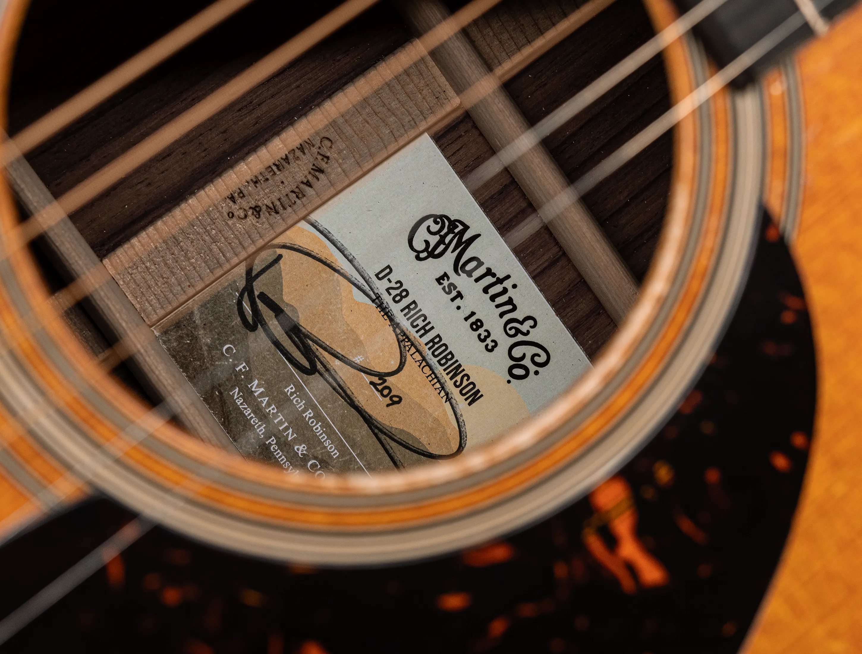 a173858 Martin D-28RR Rich Robinson Signature Edition-Musikhaus-Hermann