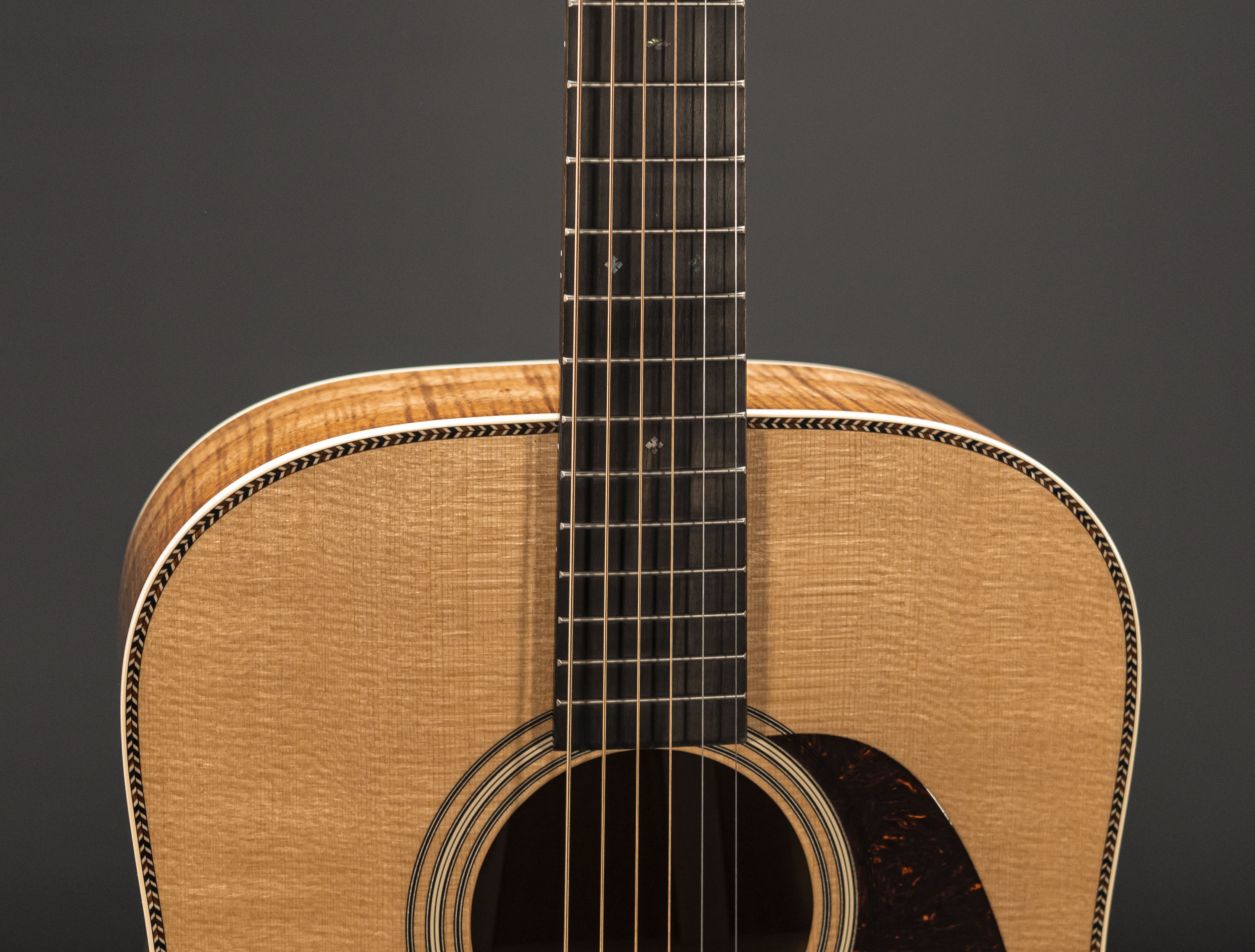 a128162-Martin-Custom-Shop-Super-D-High-Flame-Koa a128162-martin-custom-shop-super-d-high-flame-koa
