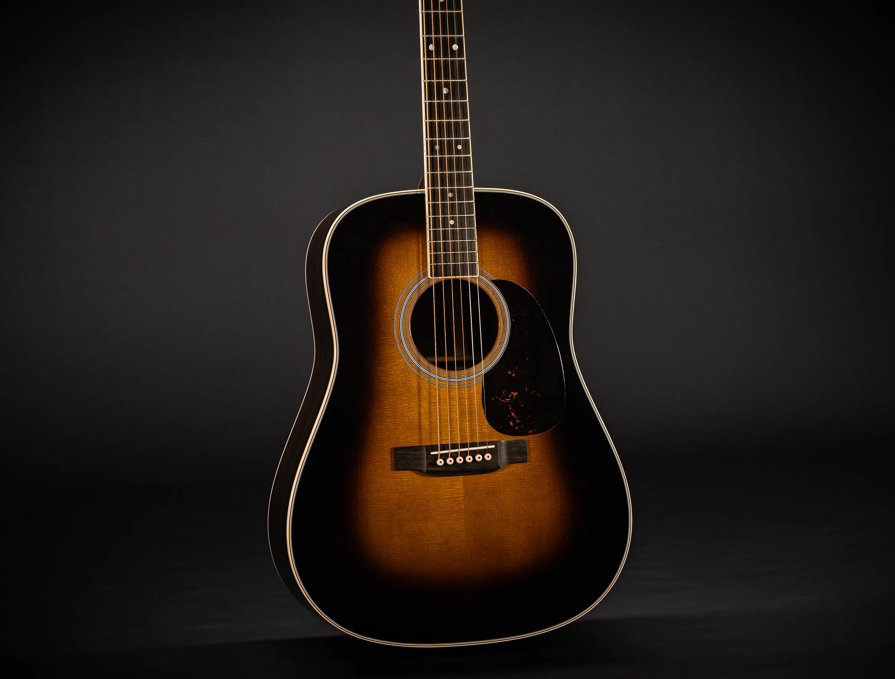 Martin D-35 Sunburst
