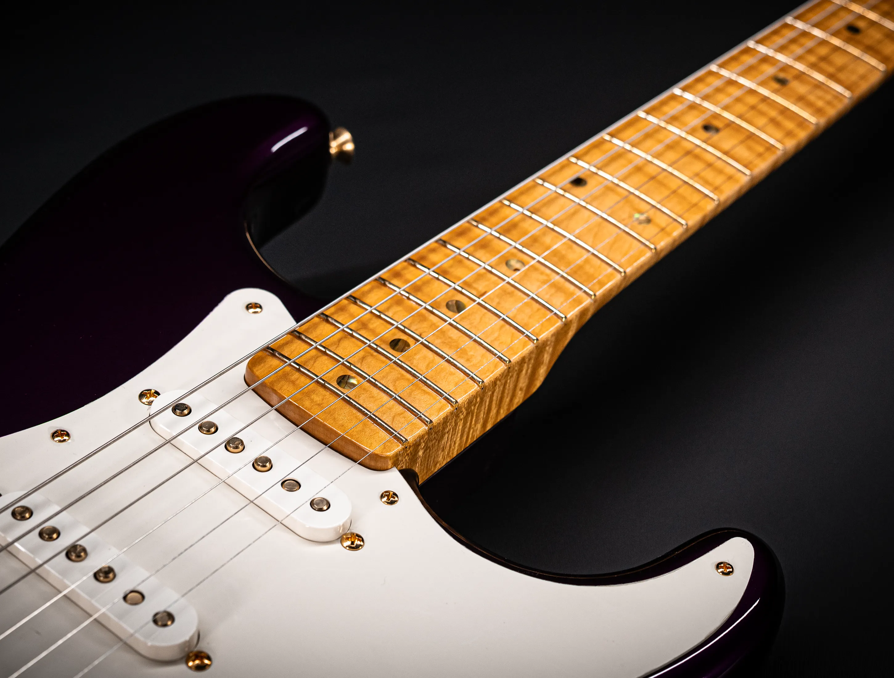 Fender MBD 1957 Stratocaster GLOSS NOS flame Neck - Purple Metallic