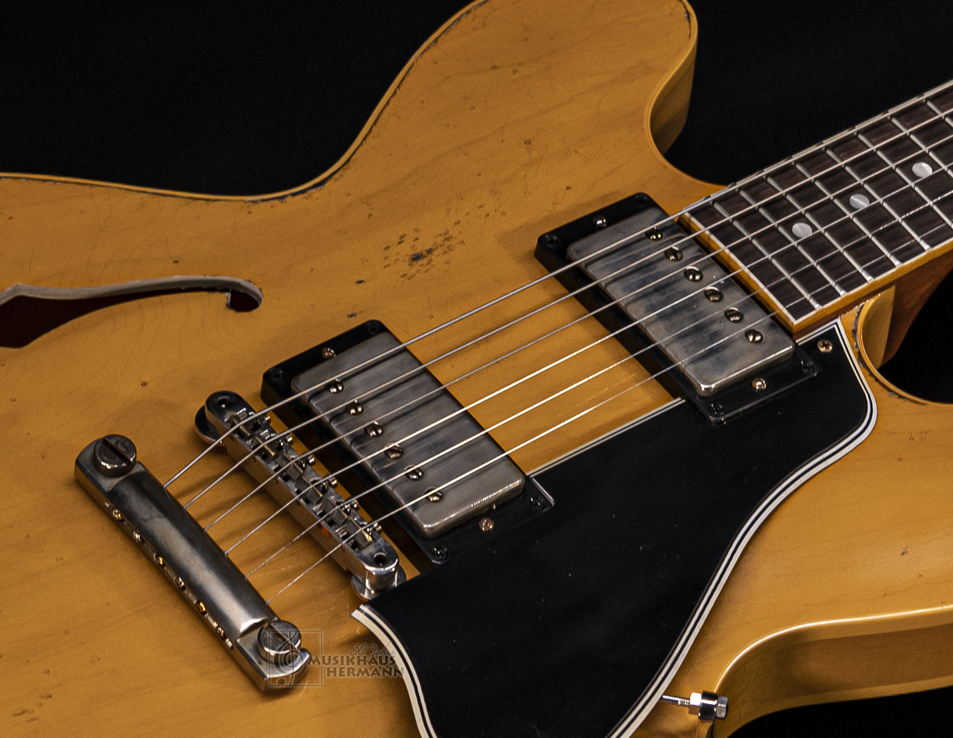 Show gallery (25 images) a10-3347-gibson-1959-es-335-vintage-natural-ultra-heavy-aged
