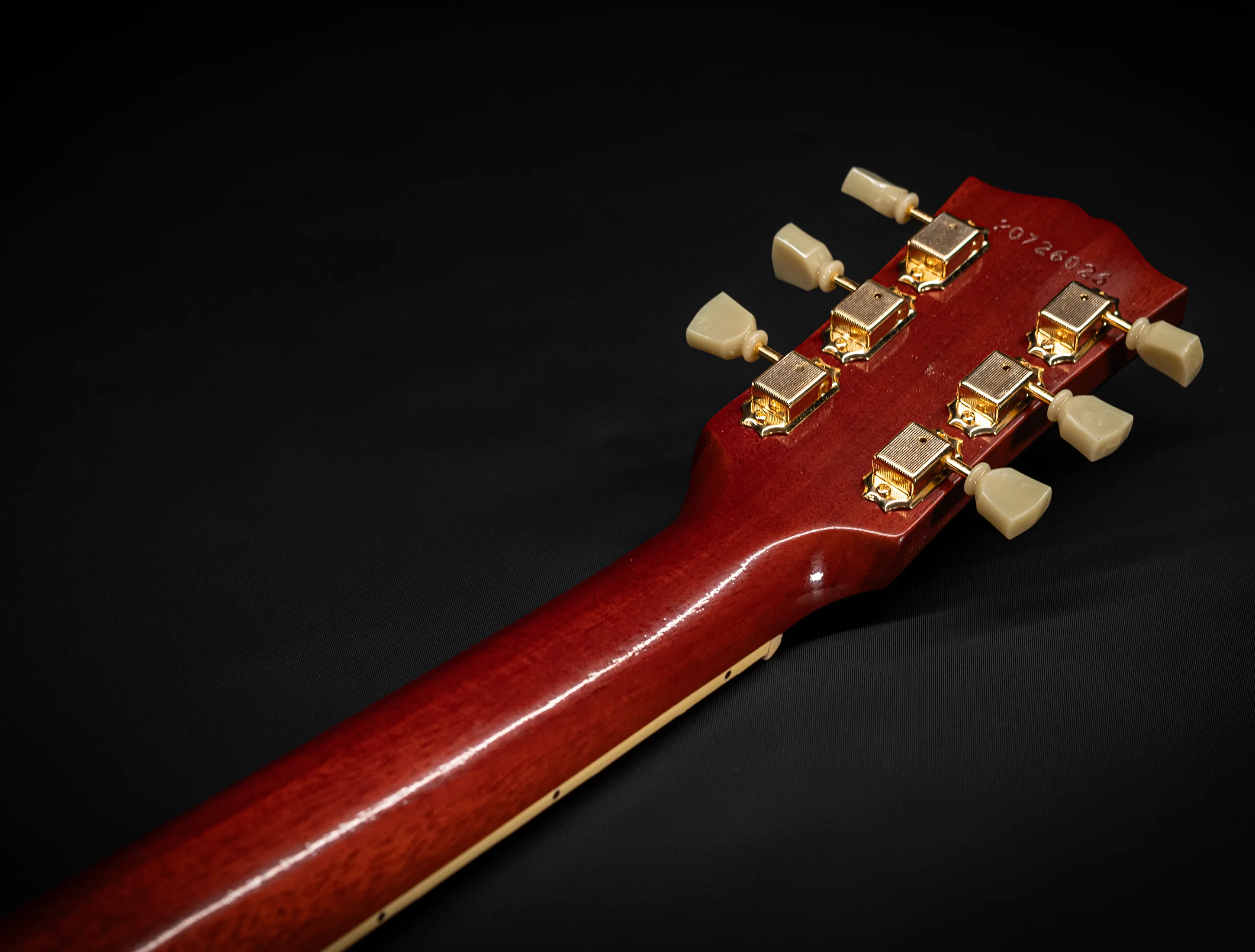 Gibson 1960 Hummingbird Double Pickguard Custom Shop thermally Aged Adirondack Antique 60s Cherry