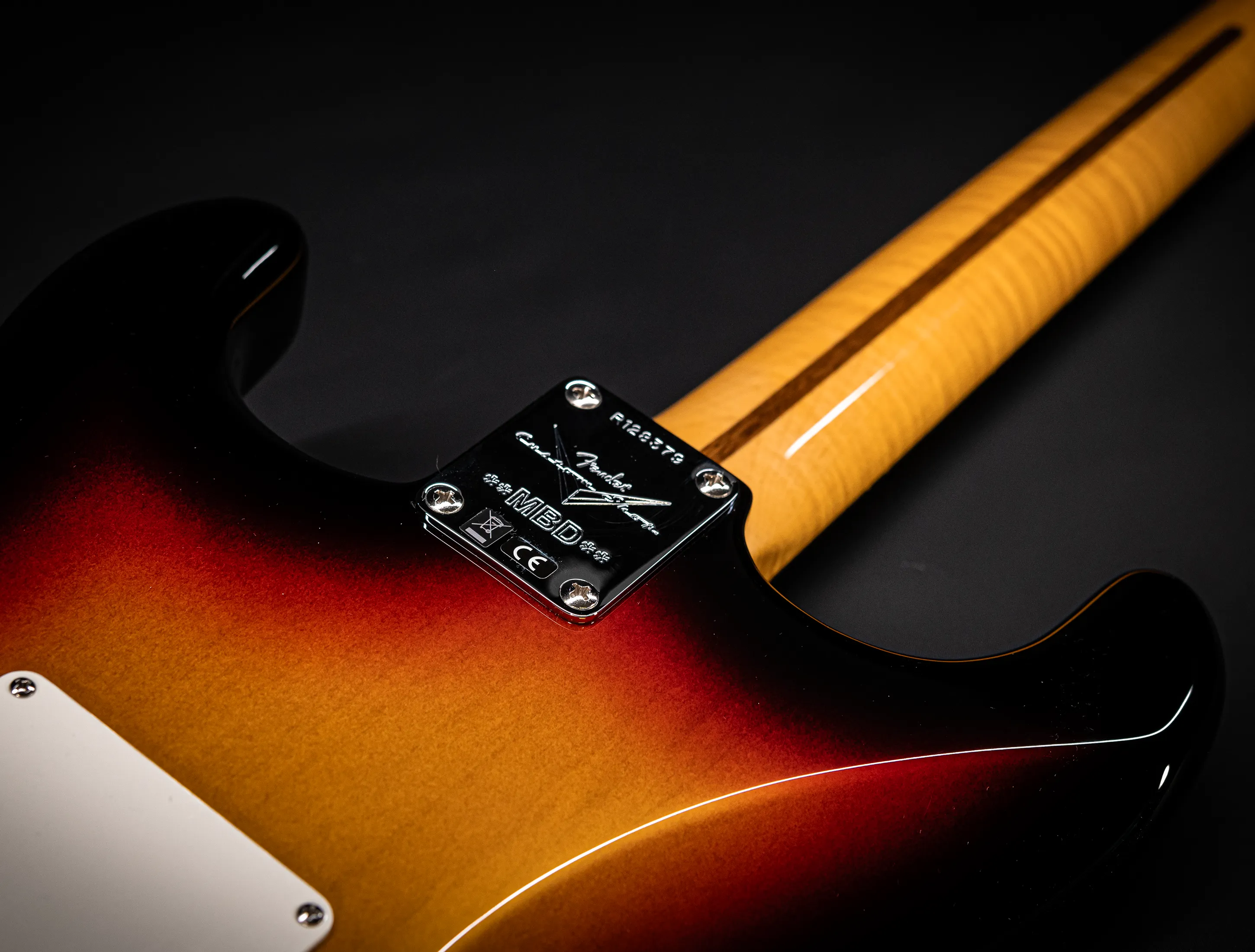 a175601-Fender-MBD-Limited-1963-Stratocaster-Timeless-NOS-flame-Neck-Sunburst-