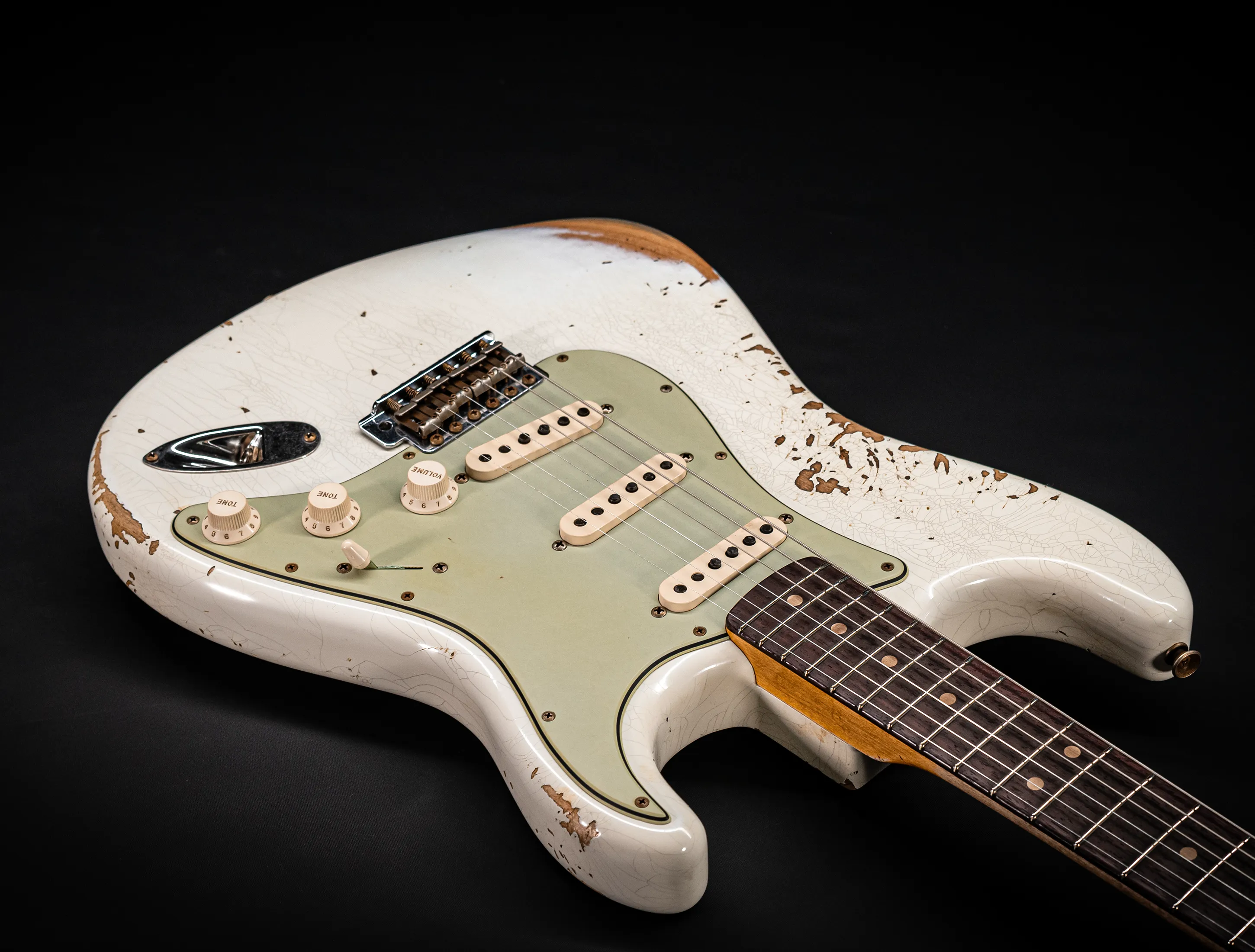 Fender MBD 1963 Stratocaster Heavy Relic - Super Faded Aged Olympic White