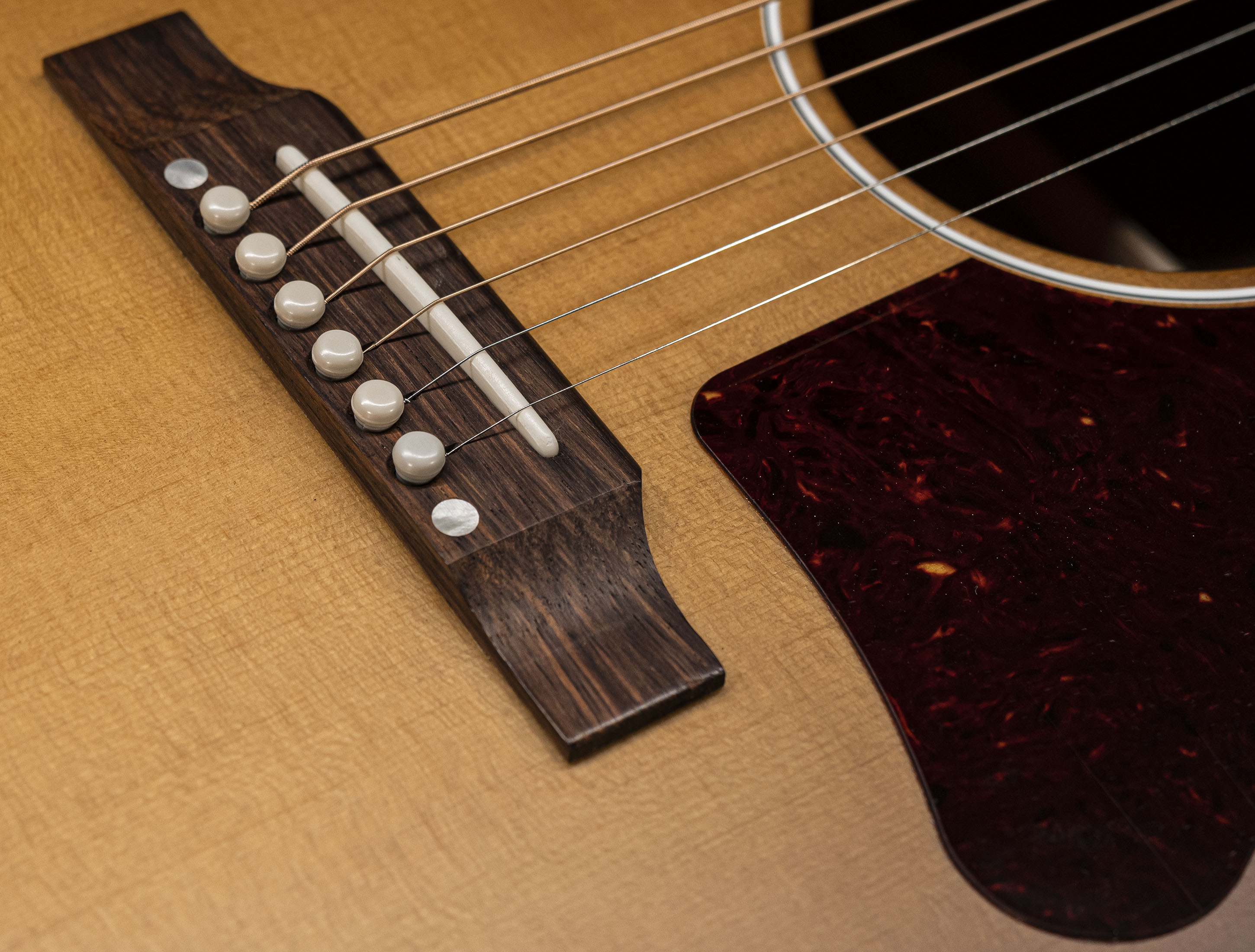 Show gallery (25 images) a121263 gibson-j-45-50s-faded-vintage-sunburst