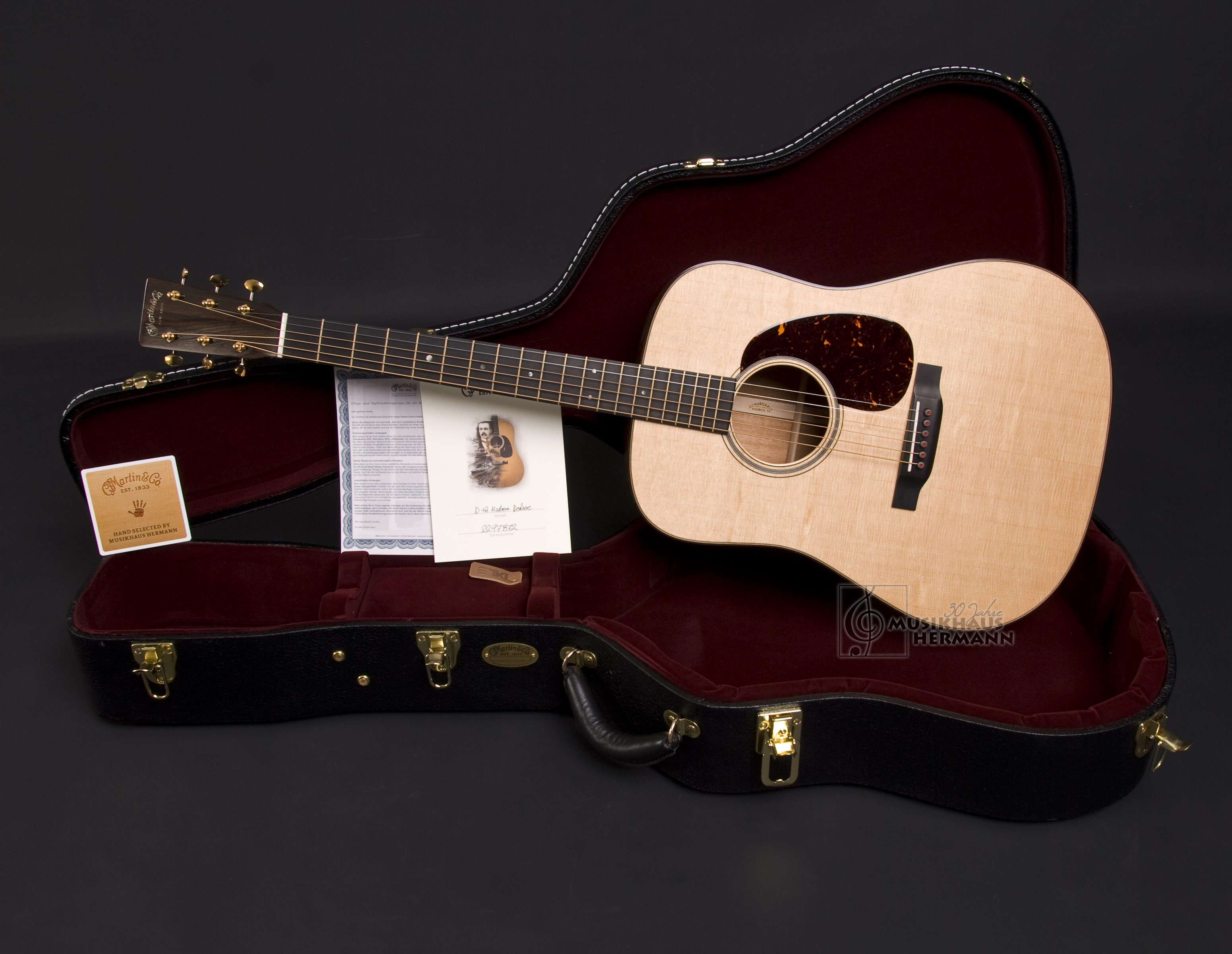 Martin D-18 Modern Deluxe