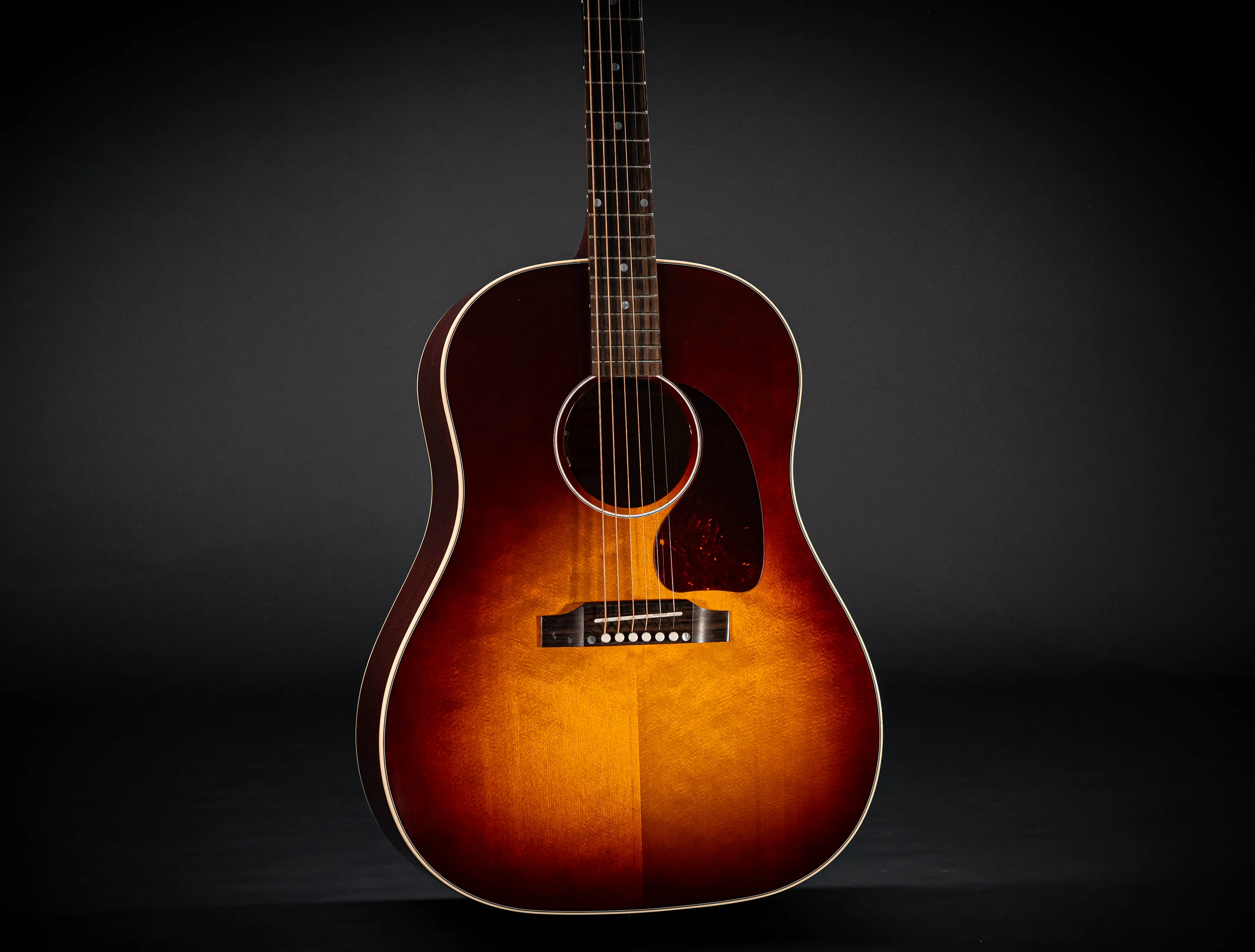 Gibson J-45 Standard Custom Shop Autumnburst Gloss LIMITED