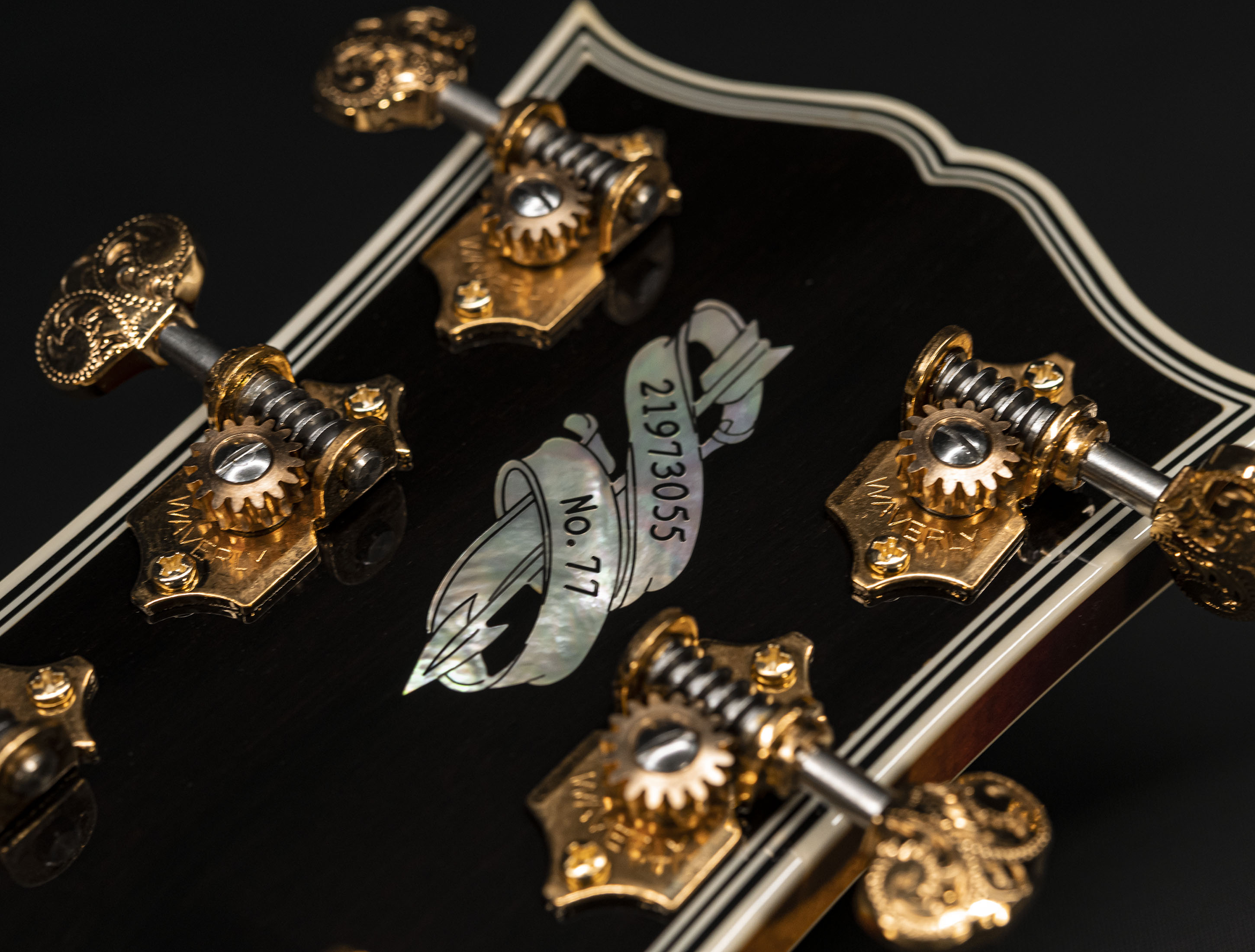 a142791_Gibson-SJ-200-Monarch-Mastershop-Rosewood-Triple-Sunburst a142791 gibson-sj-200-monarch-mastershop-rosewood-triple-sunburst