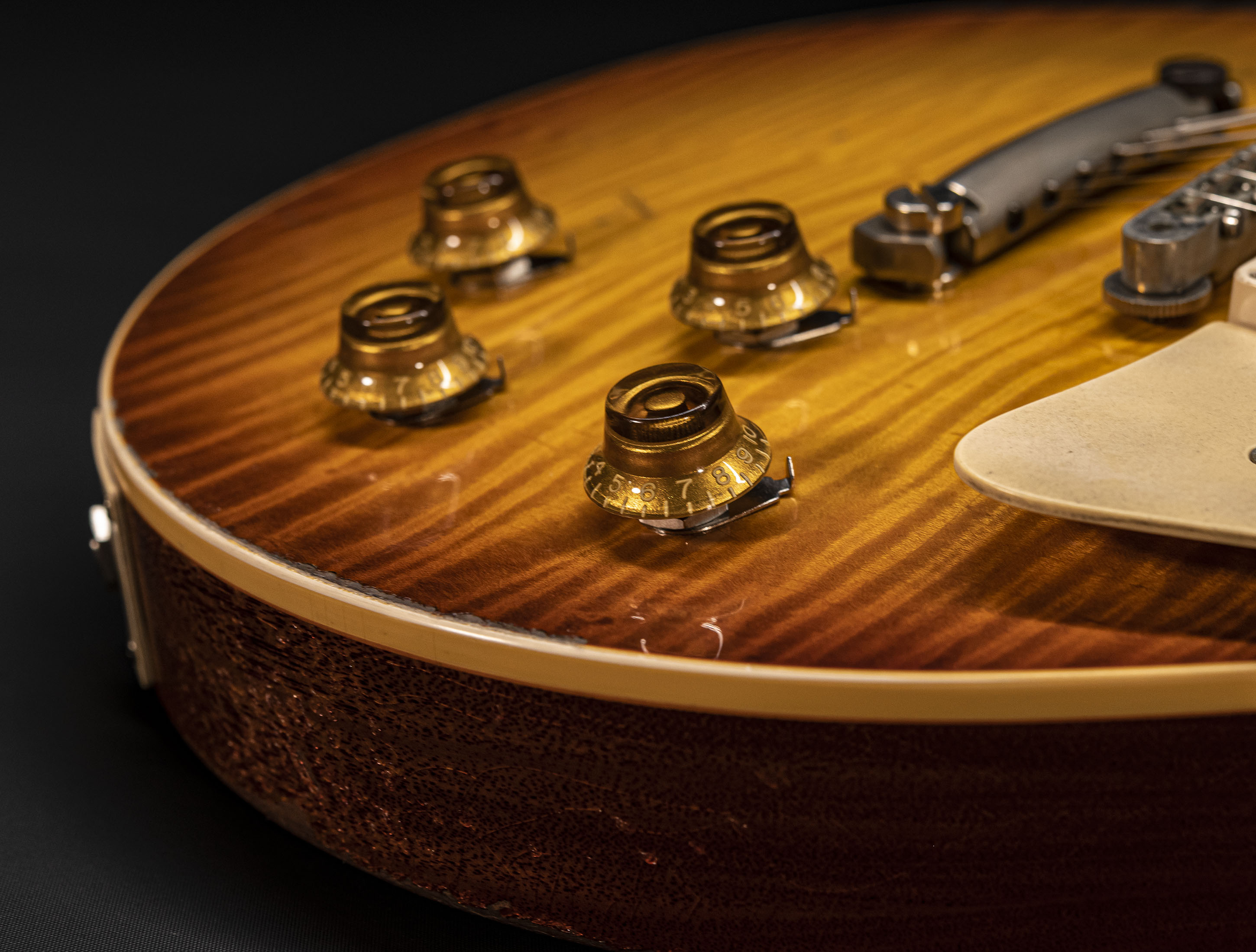 a138838-Gibson-Les-Paul-1959-The-Burst-Tom-Murphy-Painted-TM-R9-Ultra-Heavy-Aged-Murphys-Tea-931783 a138838-gibson-les-paul-1959-the-burst-tom-murphy-painted-tm-r9-ultra-heavy-aged-murphys-tea-931783