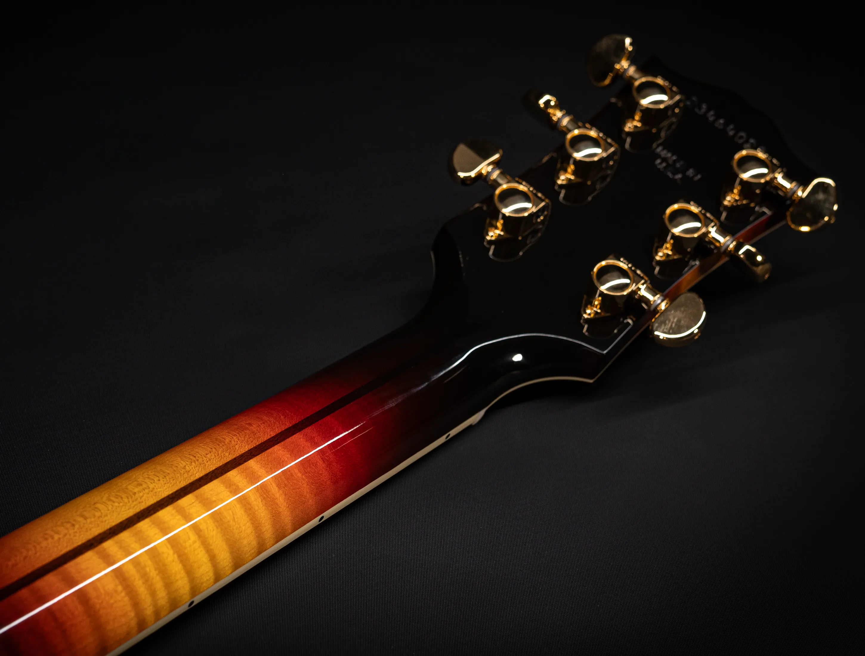 a173696 Gibson SJ-200 Standard Tri Burst MCJB20TB musikhaus-hermann