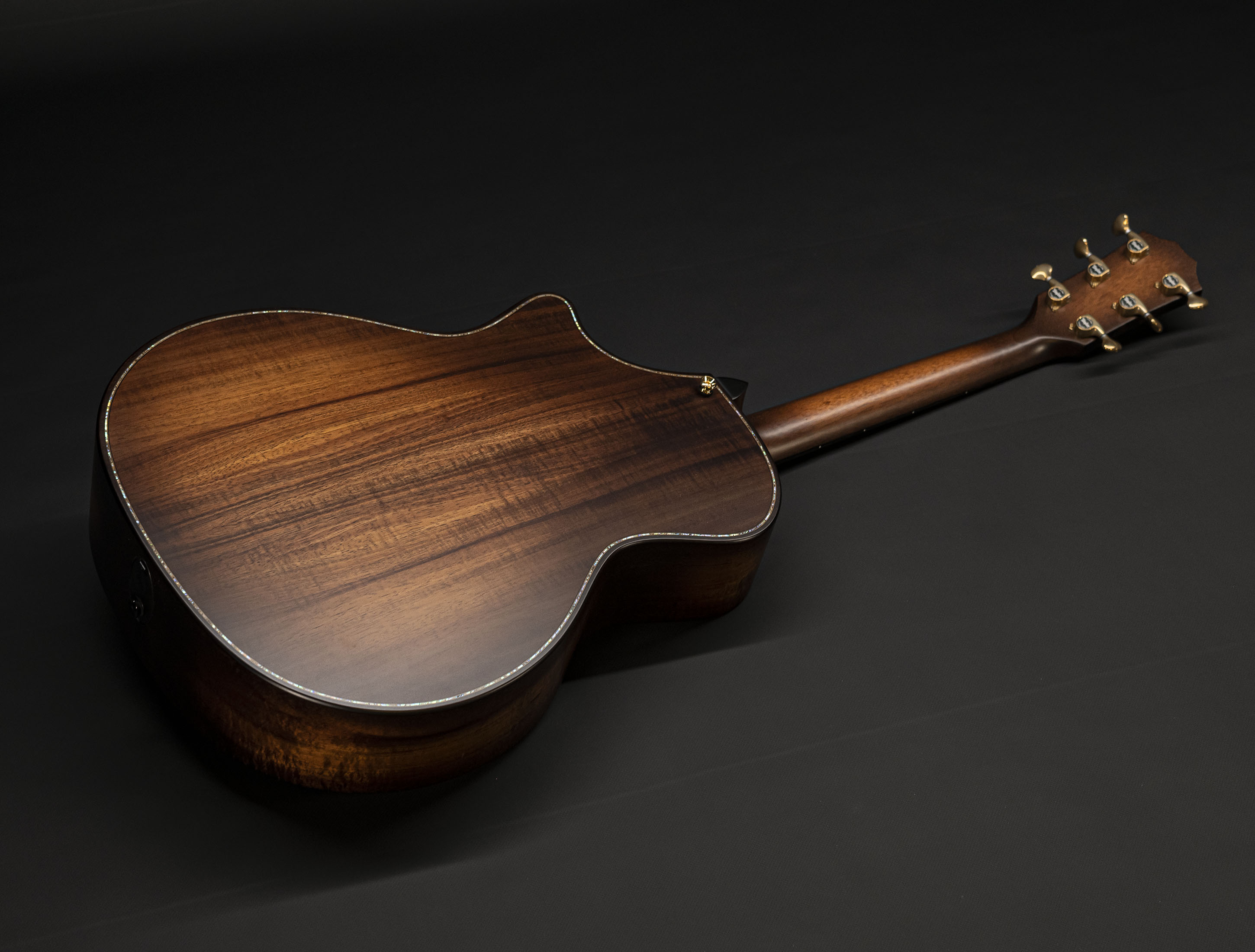 Galerie anzeigen (25 Bilder) a116918-taylor-builders-edition-k14ce-be-koa