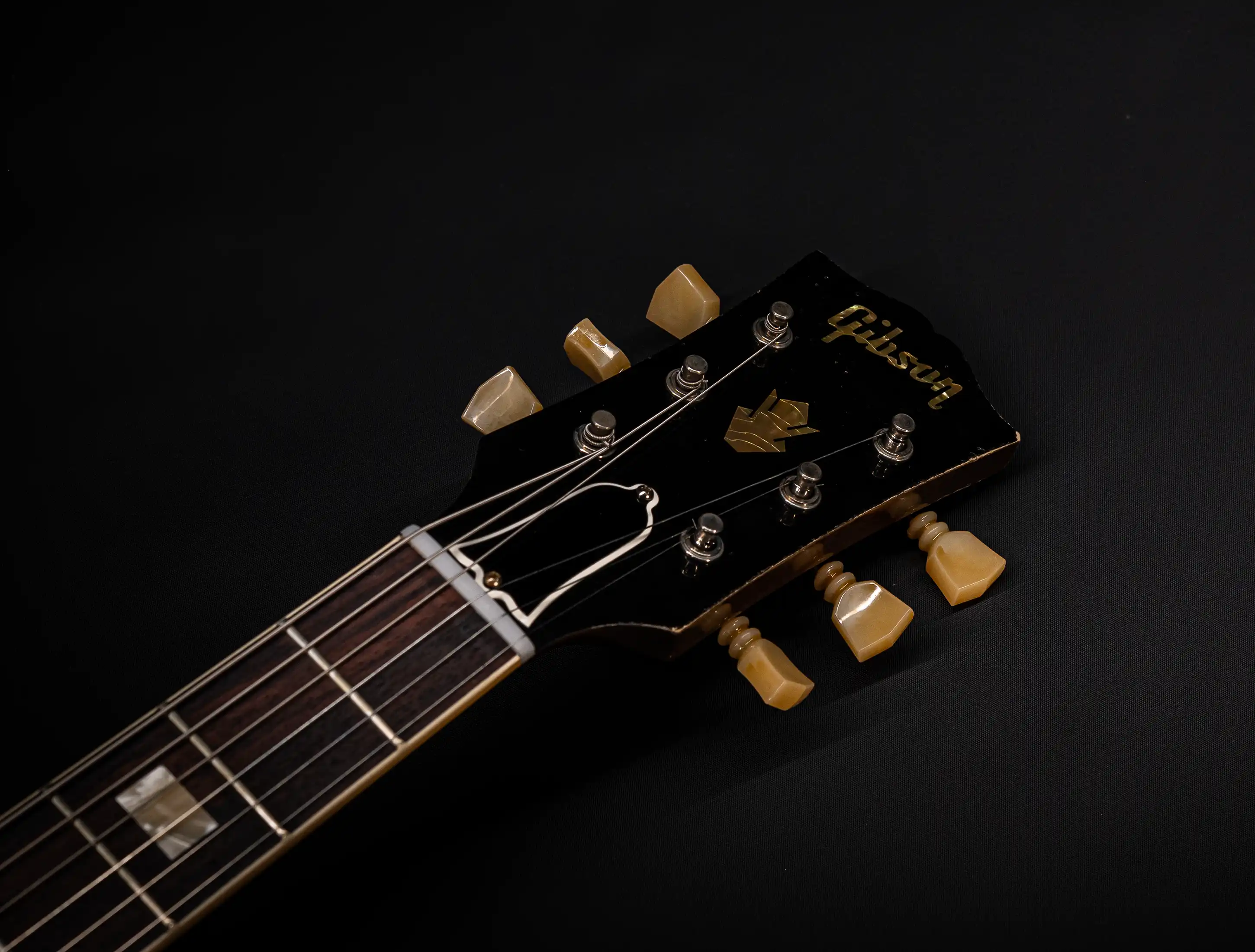 a154400 Gibson-ES-335-1964-Custom-Shop-Murphy-Lab-Heavy-Aged-Figured-Maple-Antique-Walnut-Stain