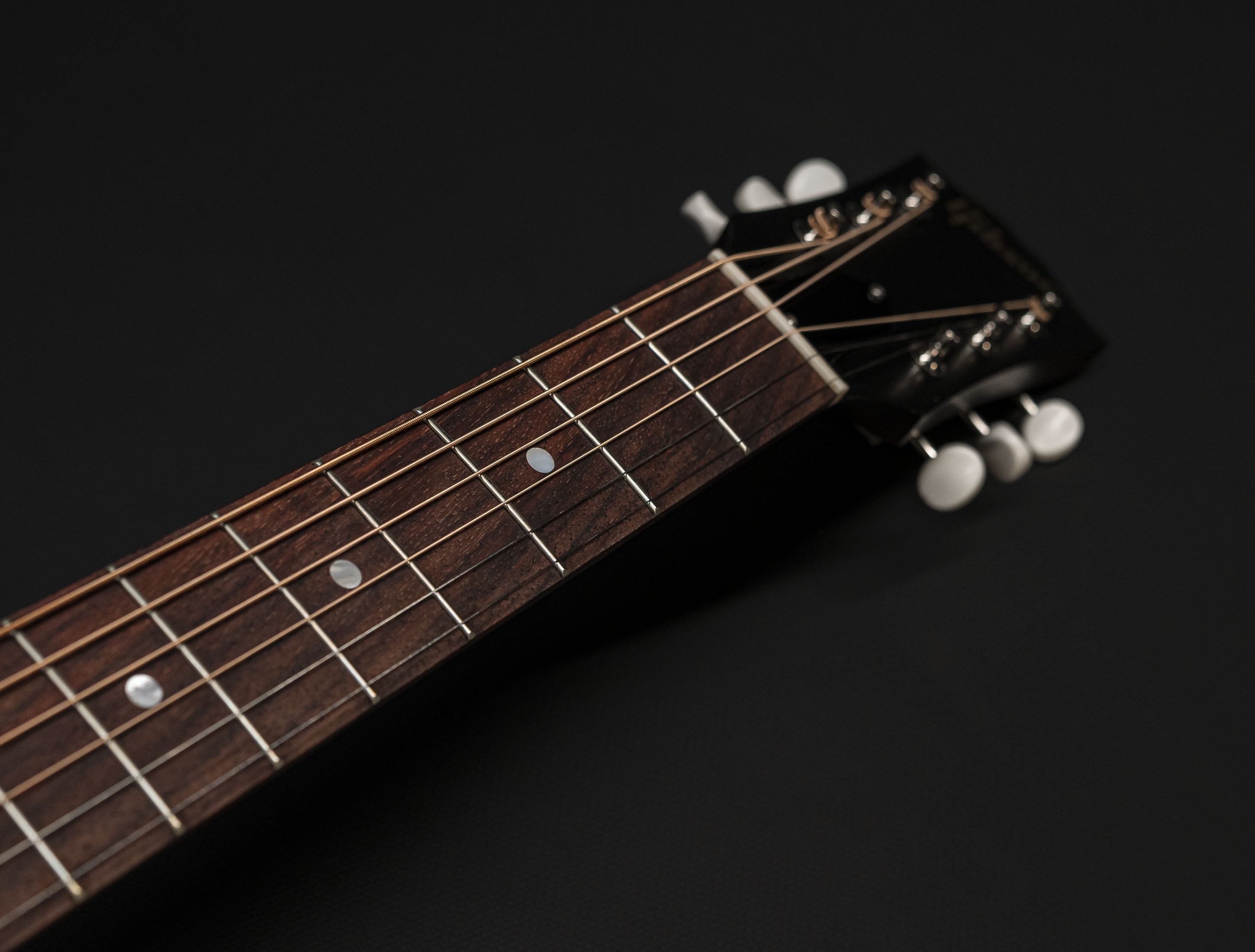 Show gallery (25 images) a121265 gibson-j-45-50s-faded-vintage-sunburst