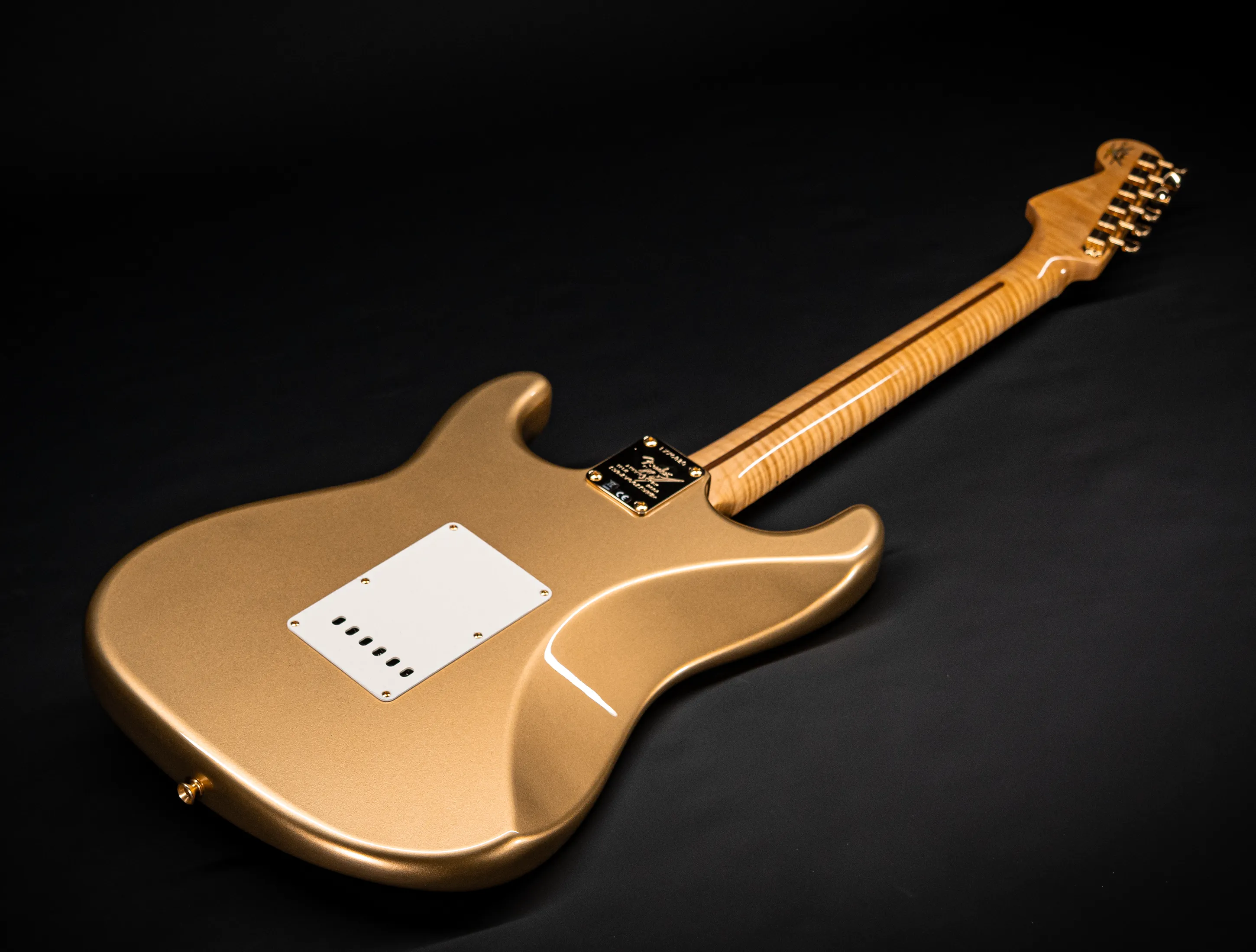 Fender 70th Anniversary Limited Stratocaster NOS Mastergrade Flame AAAA Neck - Aztec Gold