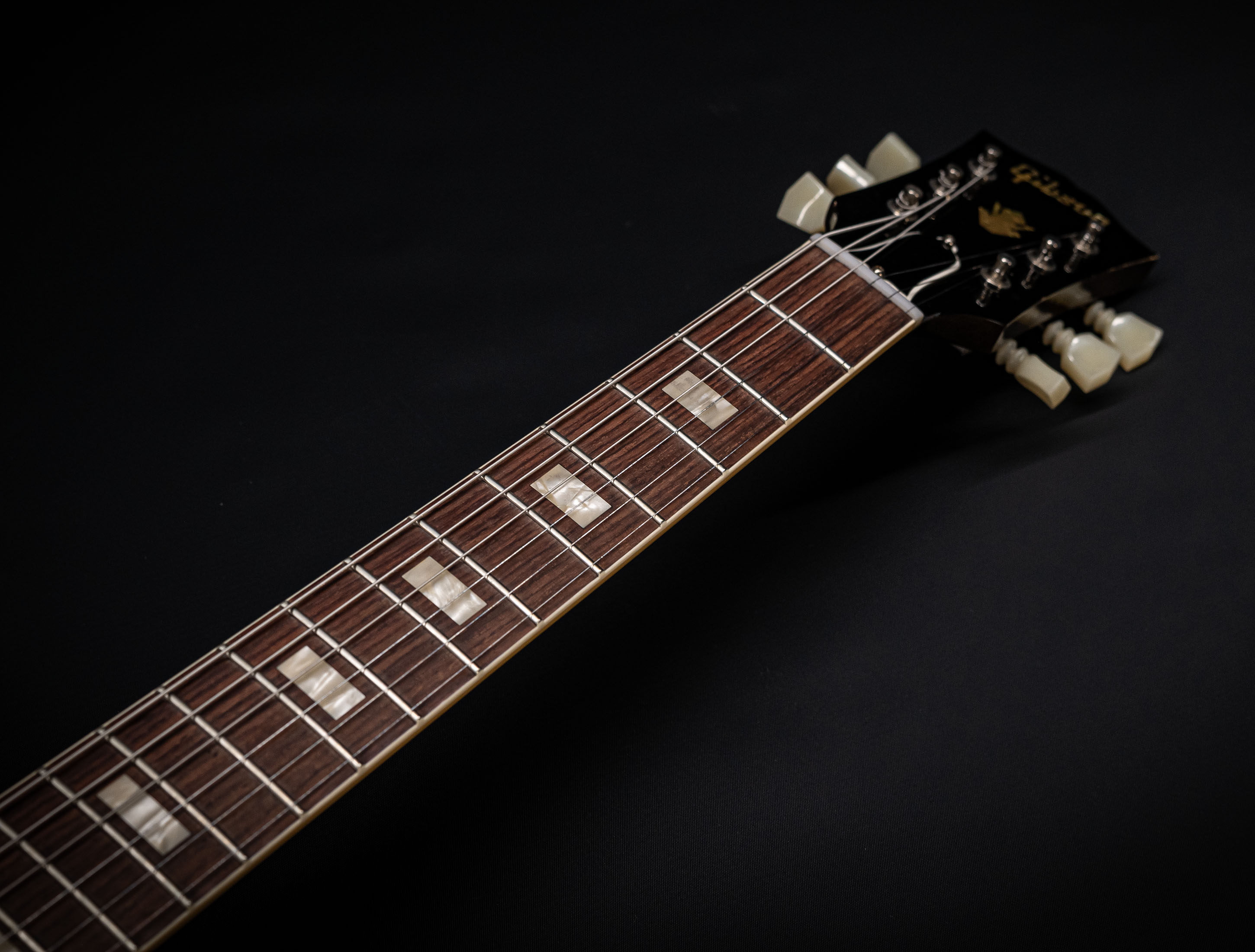 Galerie anzeigen (31 Bilder) a155091 Gibson-ES-335-1964-Custom-Shop-Murphy-Lab-Light-Aged-Figured-Maple-Antique-Vintage-Burst