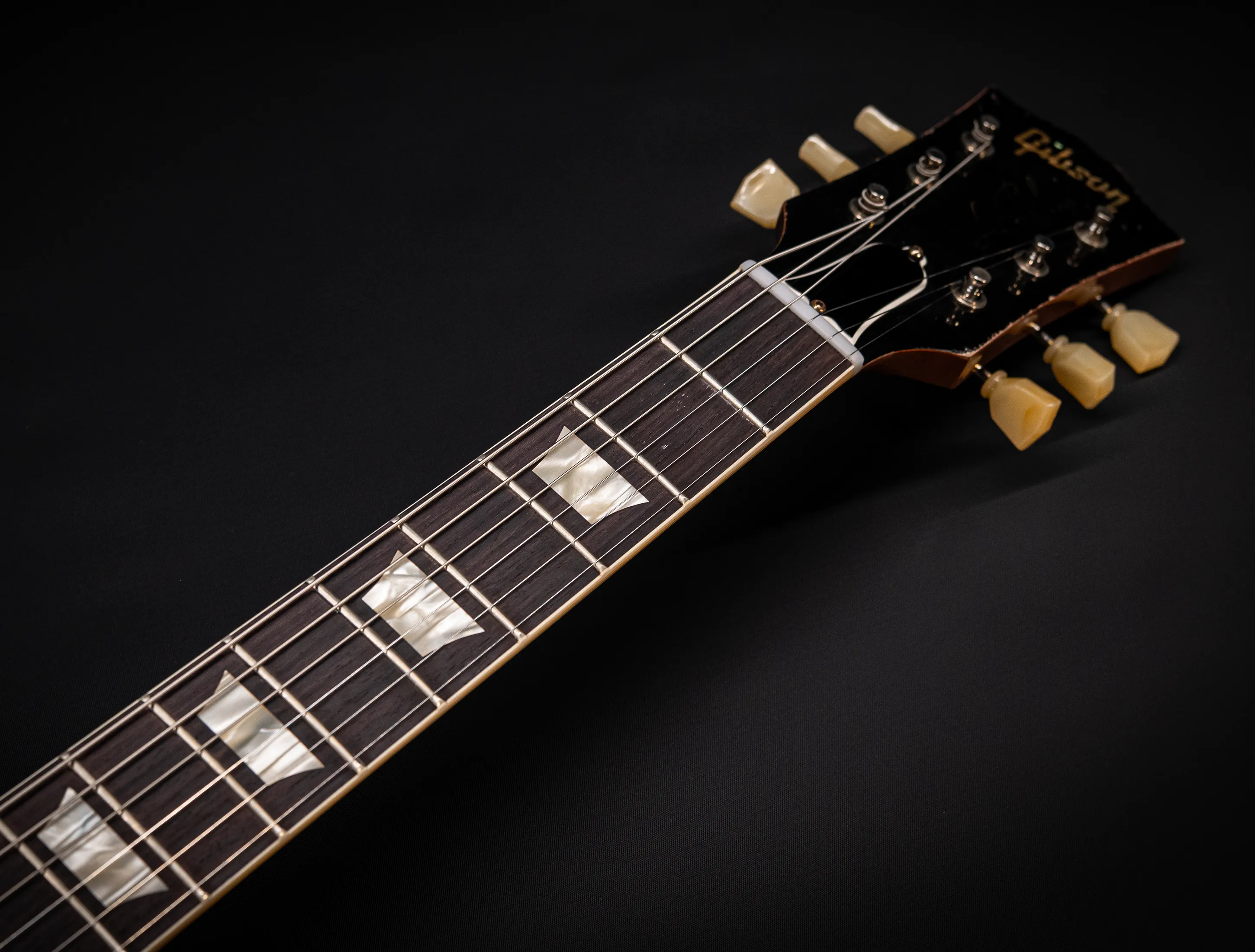 Show gallery (36 images) a163126 Gibson Les Paul 1959 Double Black Murphy LAB R9 Authentic Heavy Aged - Butterscotch