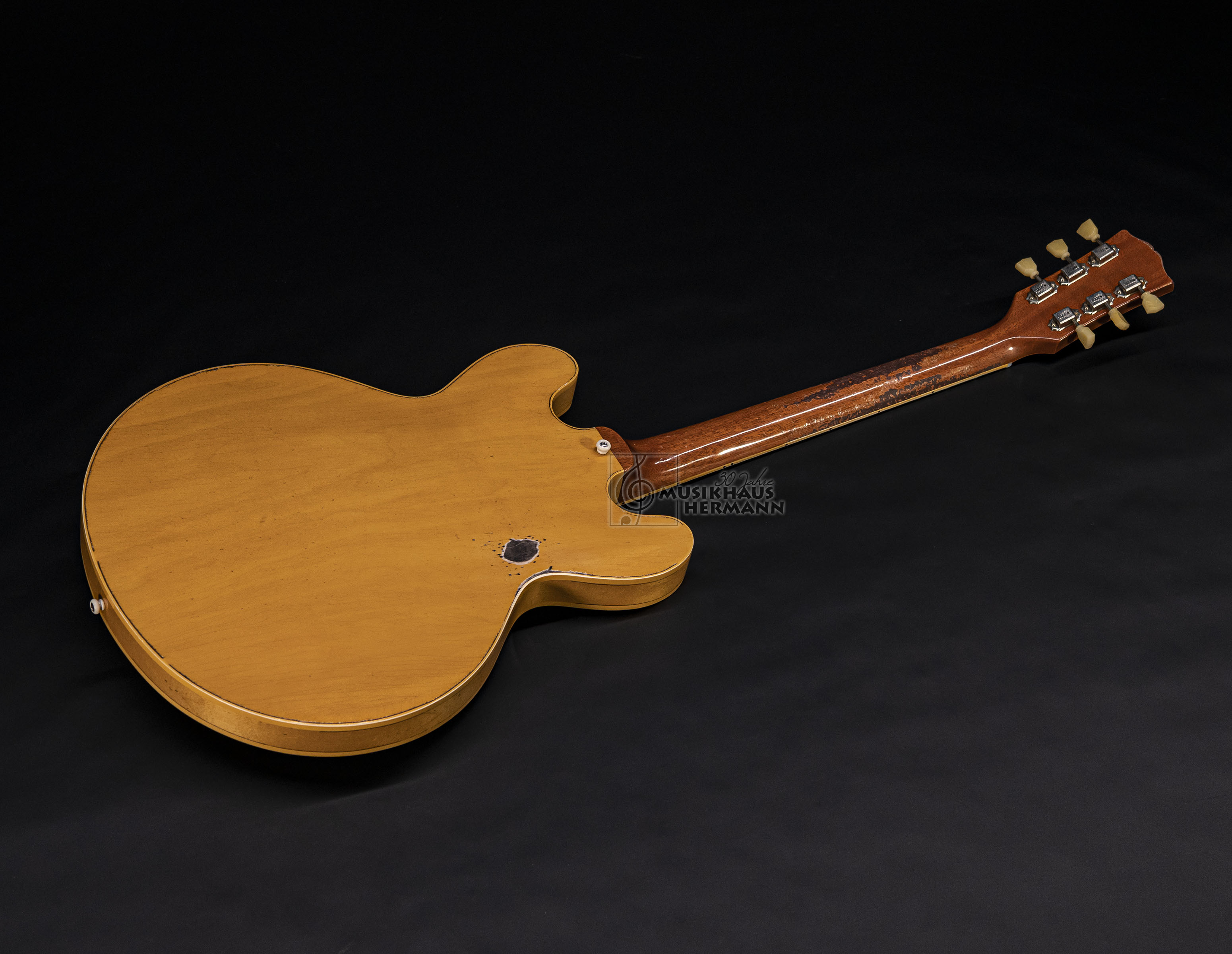 Show gallery (25 images) a10-3353-gibson-1959-es-335-vintage-natural-ultra-heavy-aged