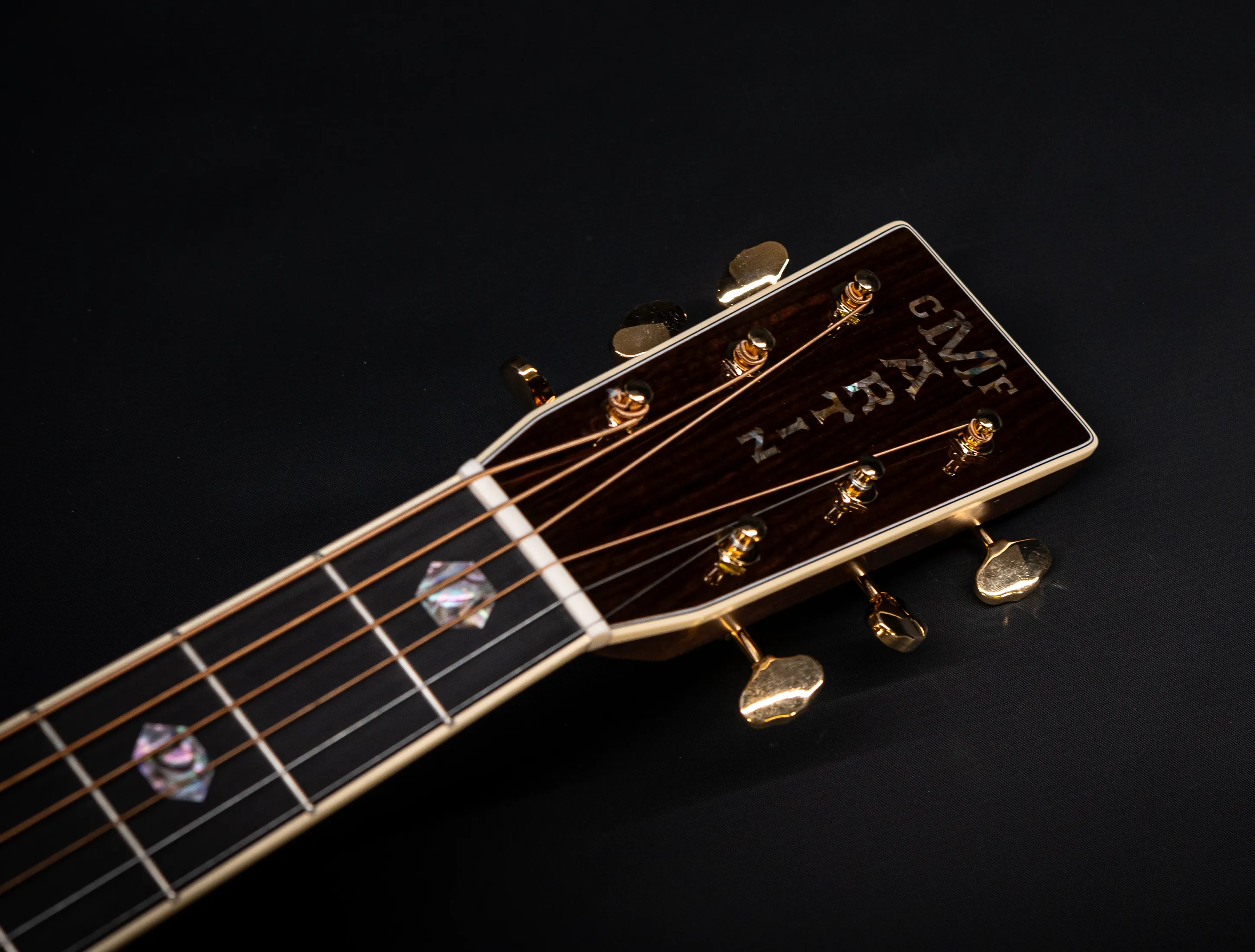 a172099 Martin D-41 (Reimagined) Sunburst Musikhaus-Hermann