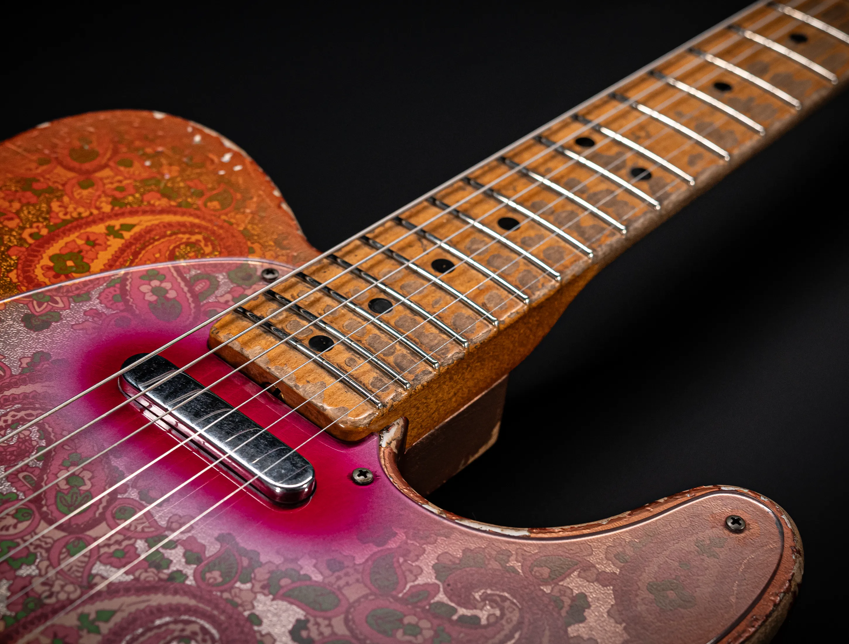 Fender Senior Masterbuilt Dale Wilson 1968 Telecaster Heavy Relic - Pink Paisley