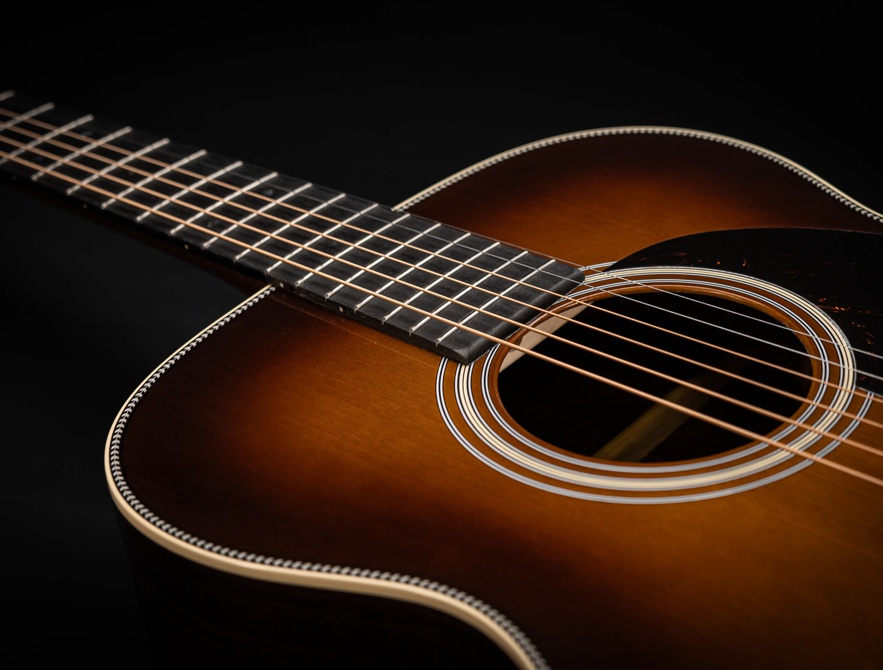 Galerie anzeigen (30 Bilder) a170591 Martin Custom Shop 000-28 Authentic 1937 - Ambertone Burst