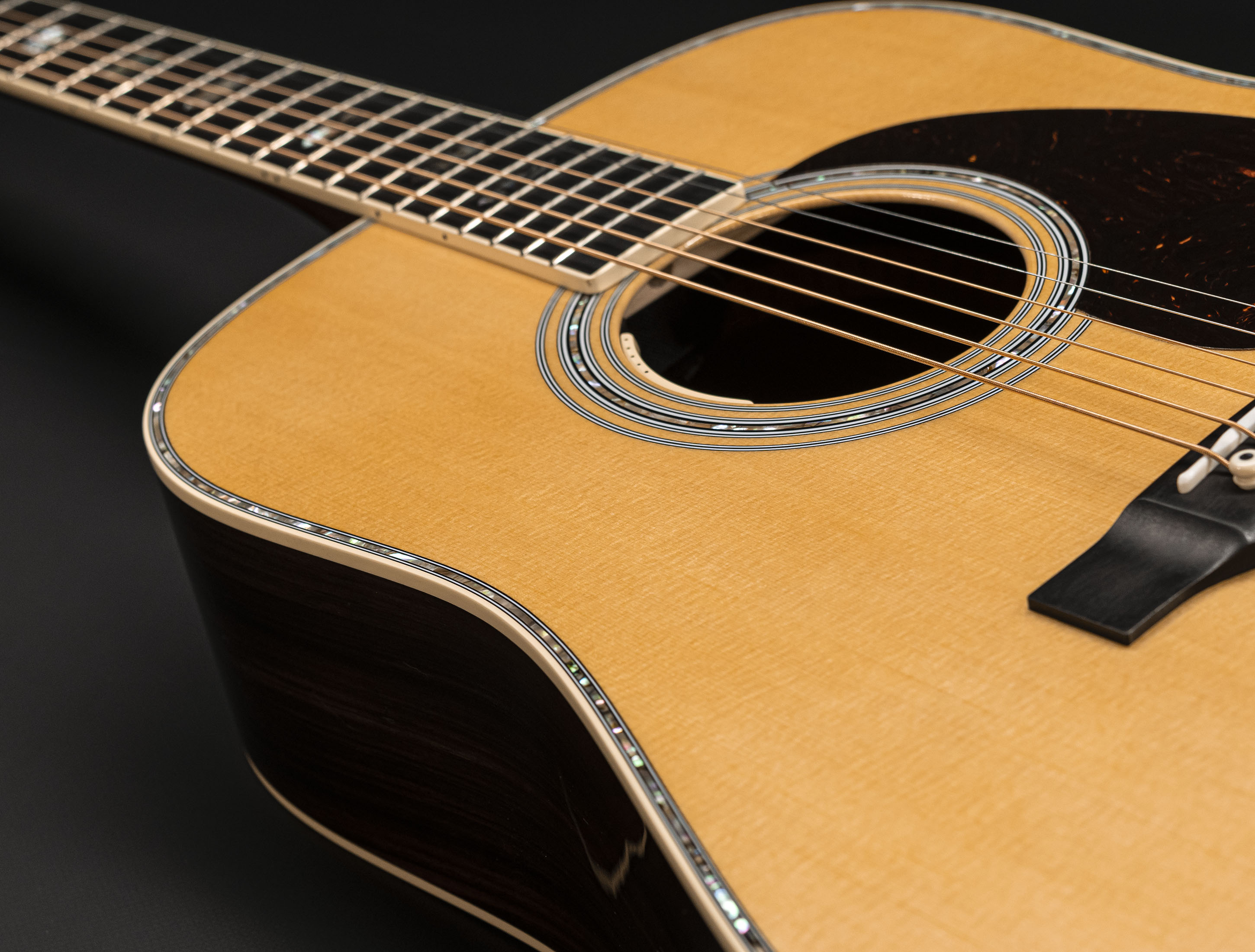 Show gallery (24 images) a120256 martin-d-41-e-reimagined-l-r-baggs-anthem-pickup