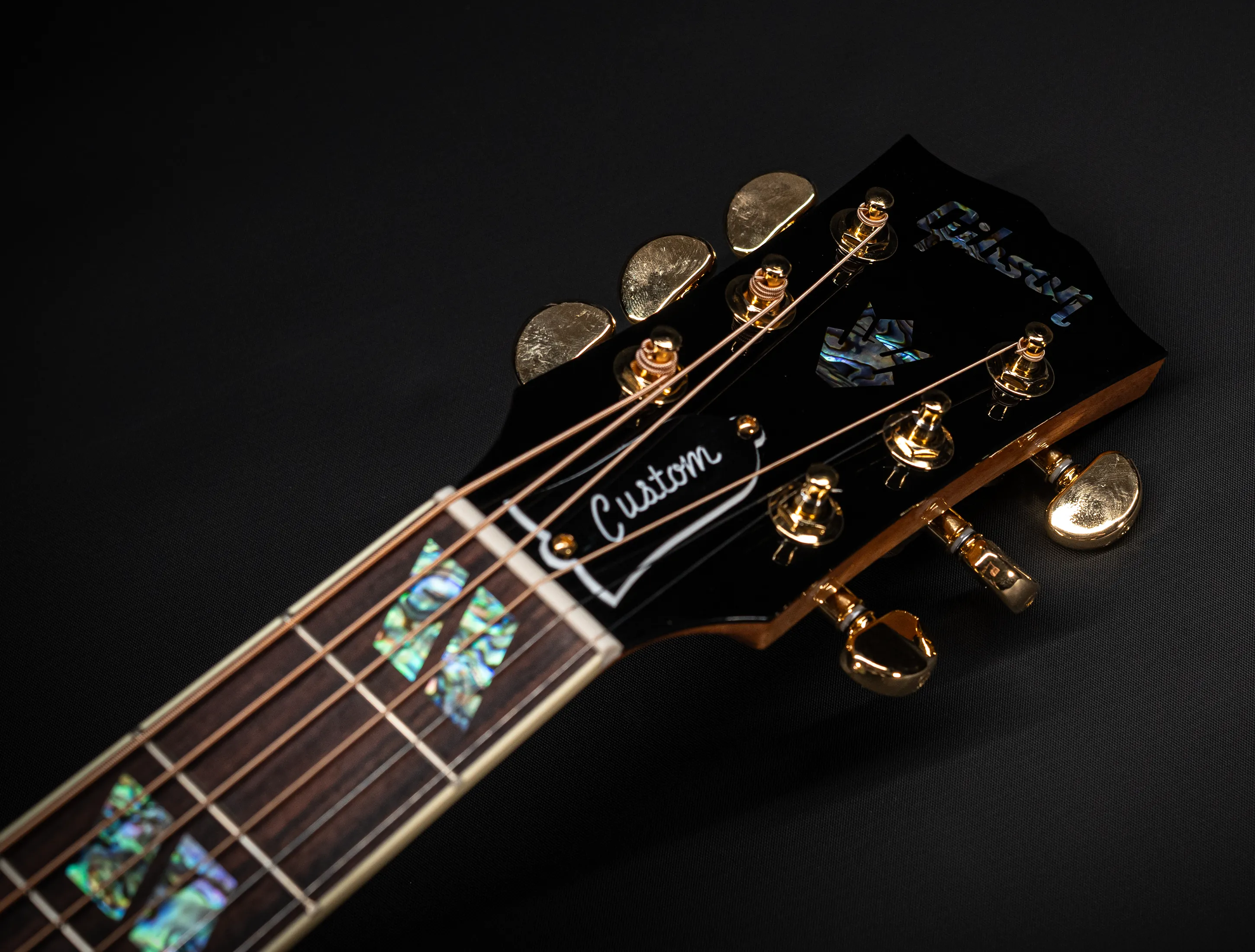 Gibson Hummingbird Elegant Koa - Honey Burst