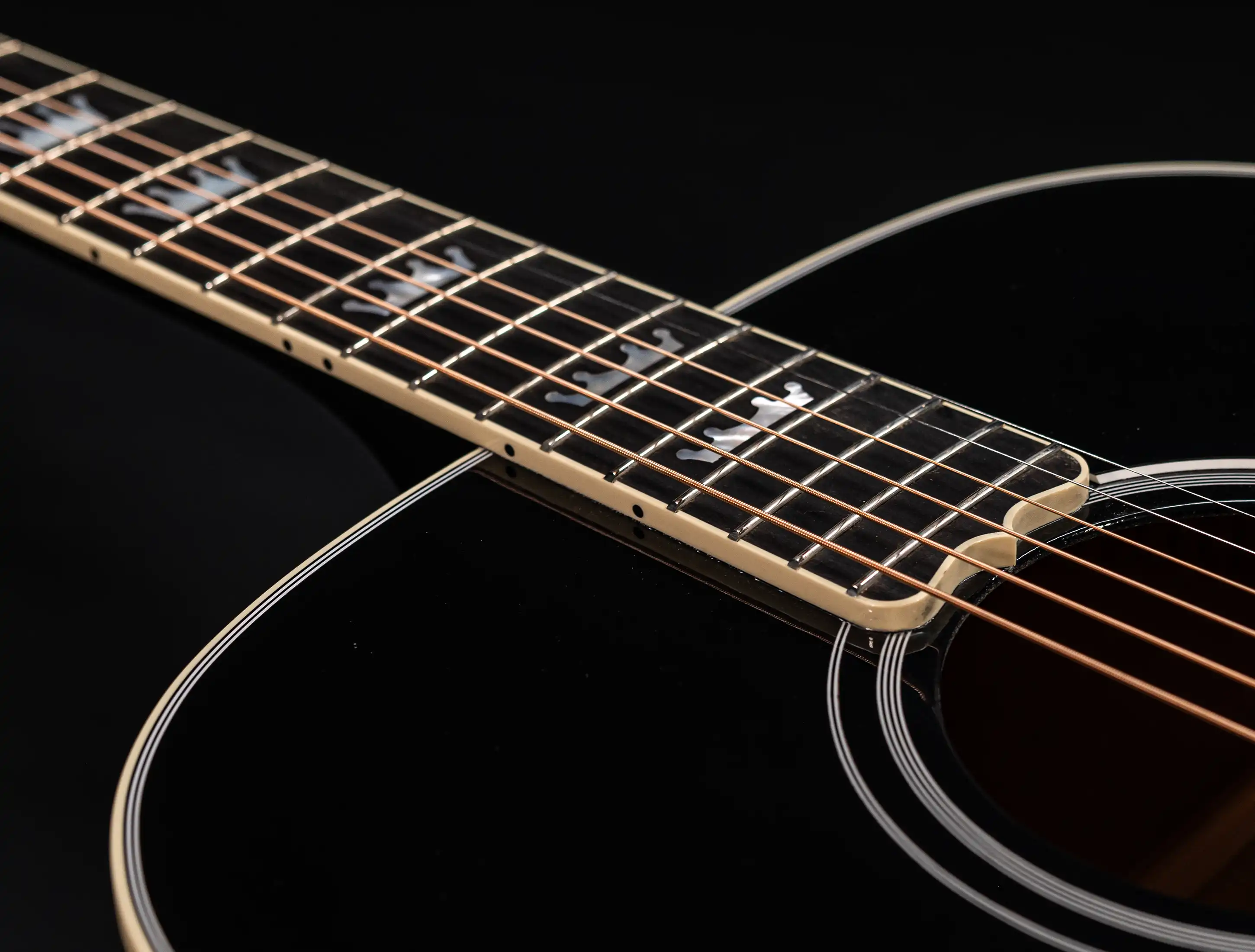 Show gallery (26 images) a154134 Gibson-SJ-200-King-Crown-of-Rock-and-Roll-Custom-Shop