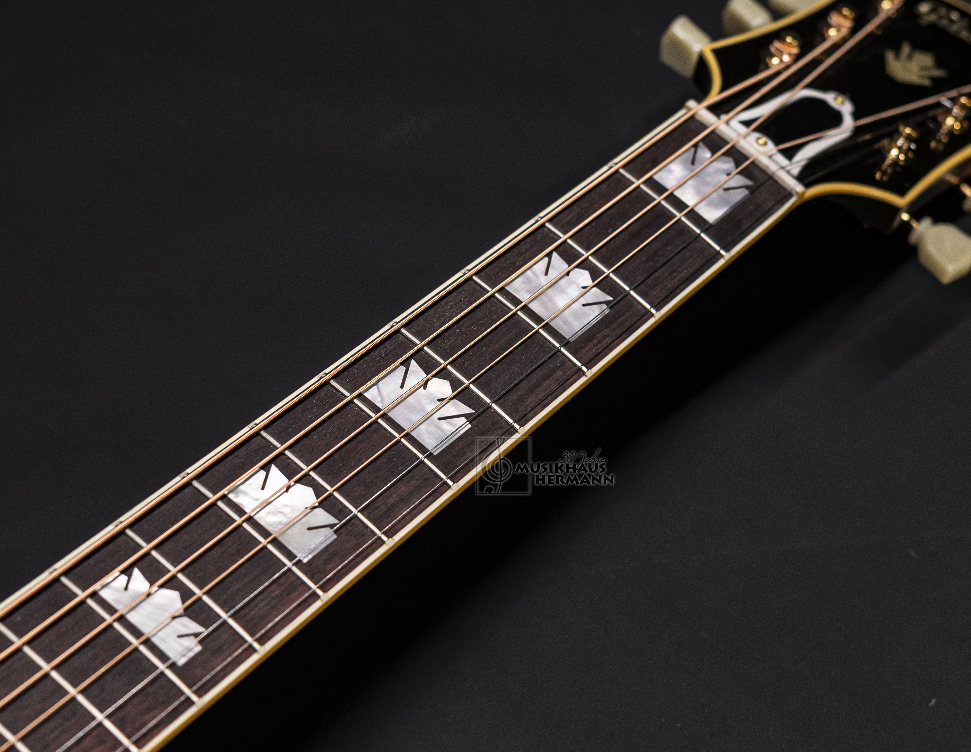 Galerie anzeigen (13 Bilder) a8-7023 gibson-sj-200-1957-vintage-sunburst