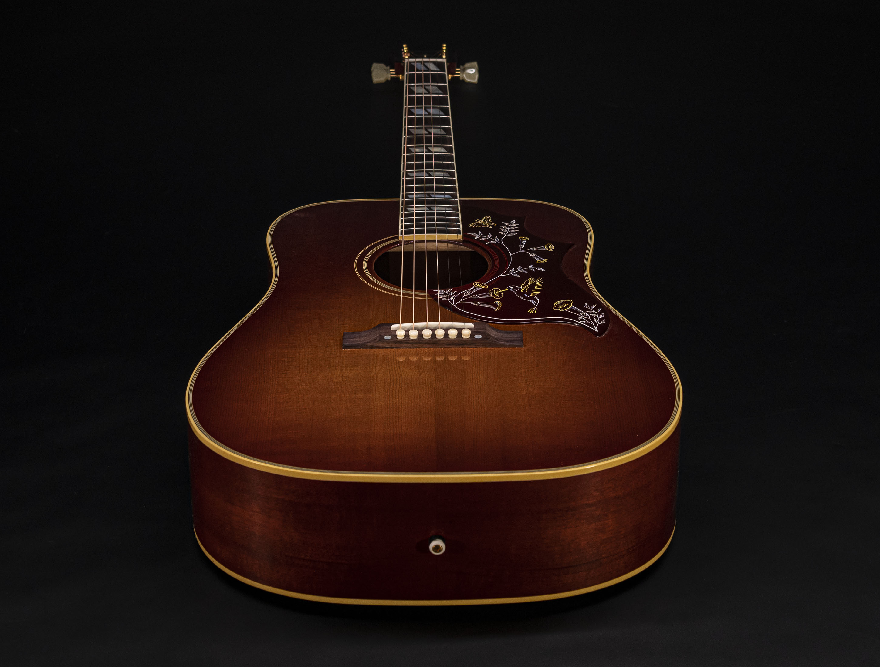 Show gallery (20 images) a10-5484 gibson-hummingbird-1960-historic-heritage-cherry-sunburst