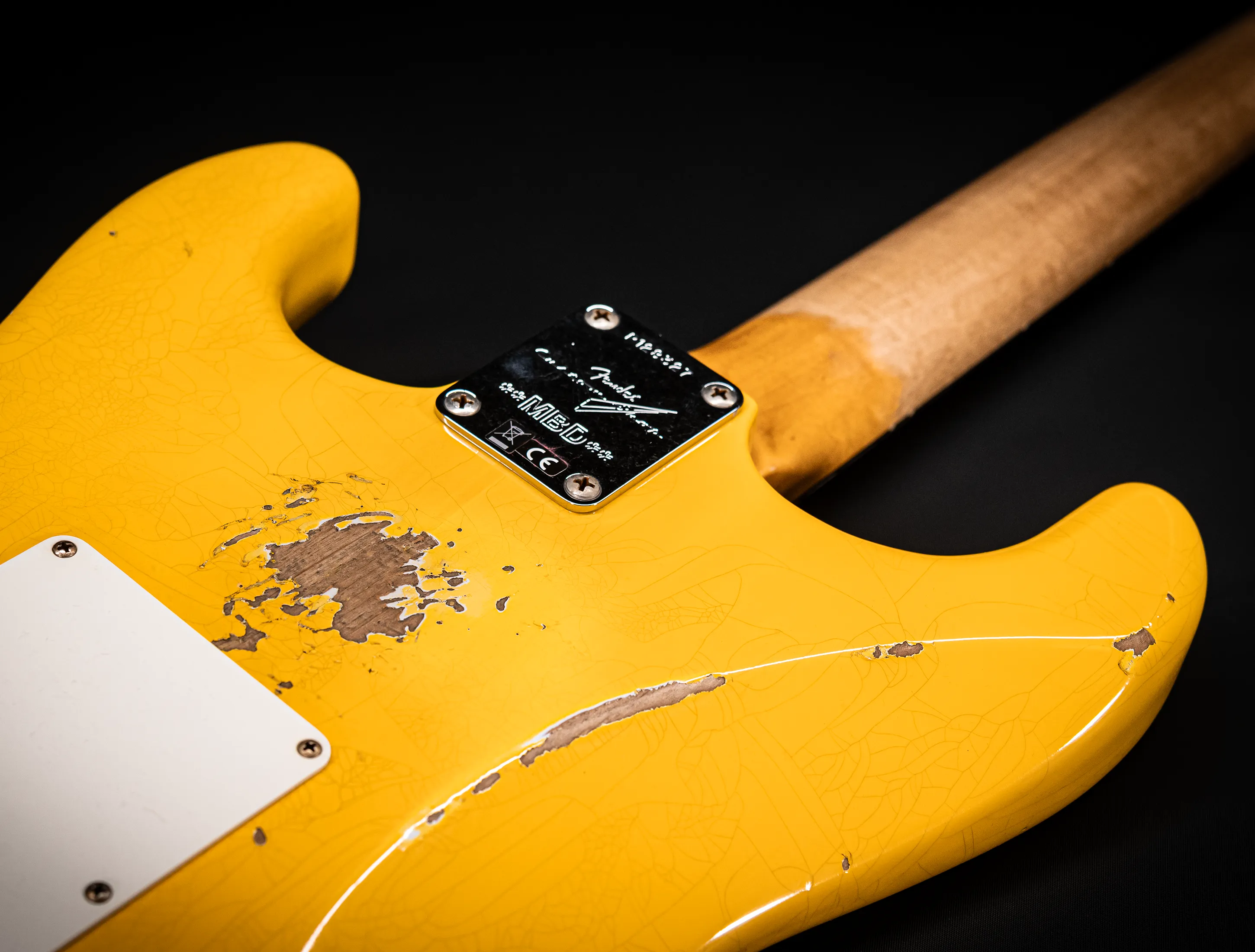 Fender MBD 1963 Stratocaster Between Relic & Heavy Relic - Aged Graffity Yellow