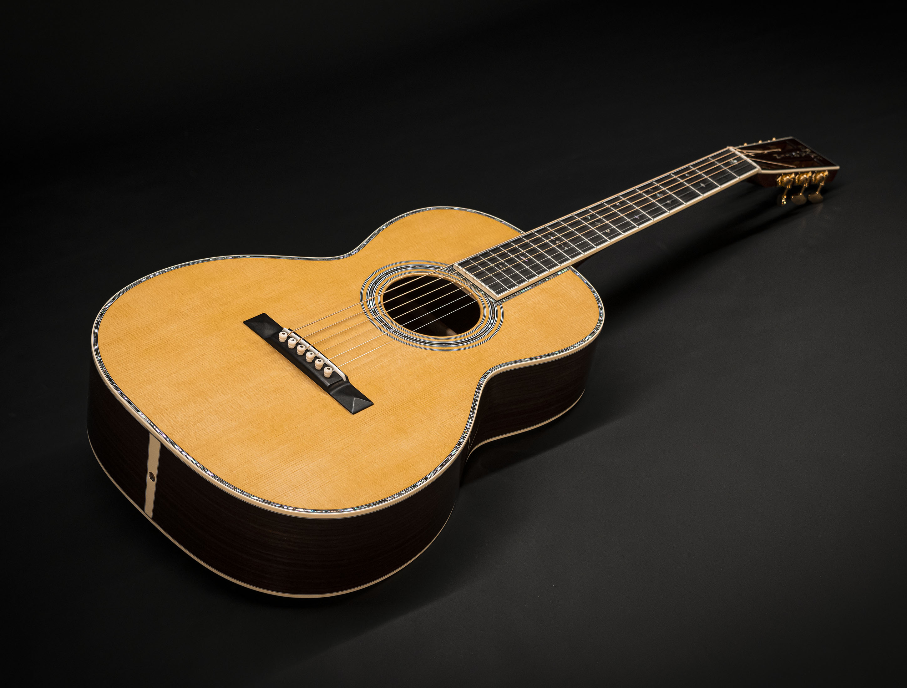 a135335 martin-0012-42-12-fret-custom-shop-adirondack-bracing