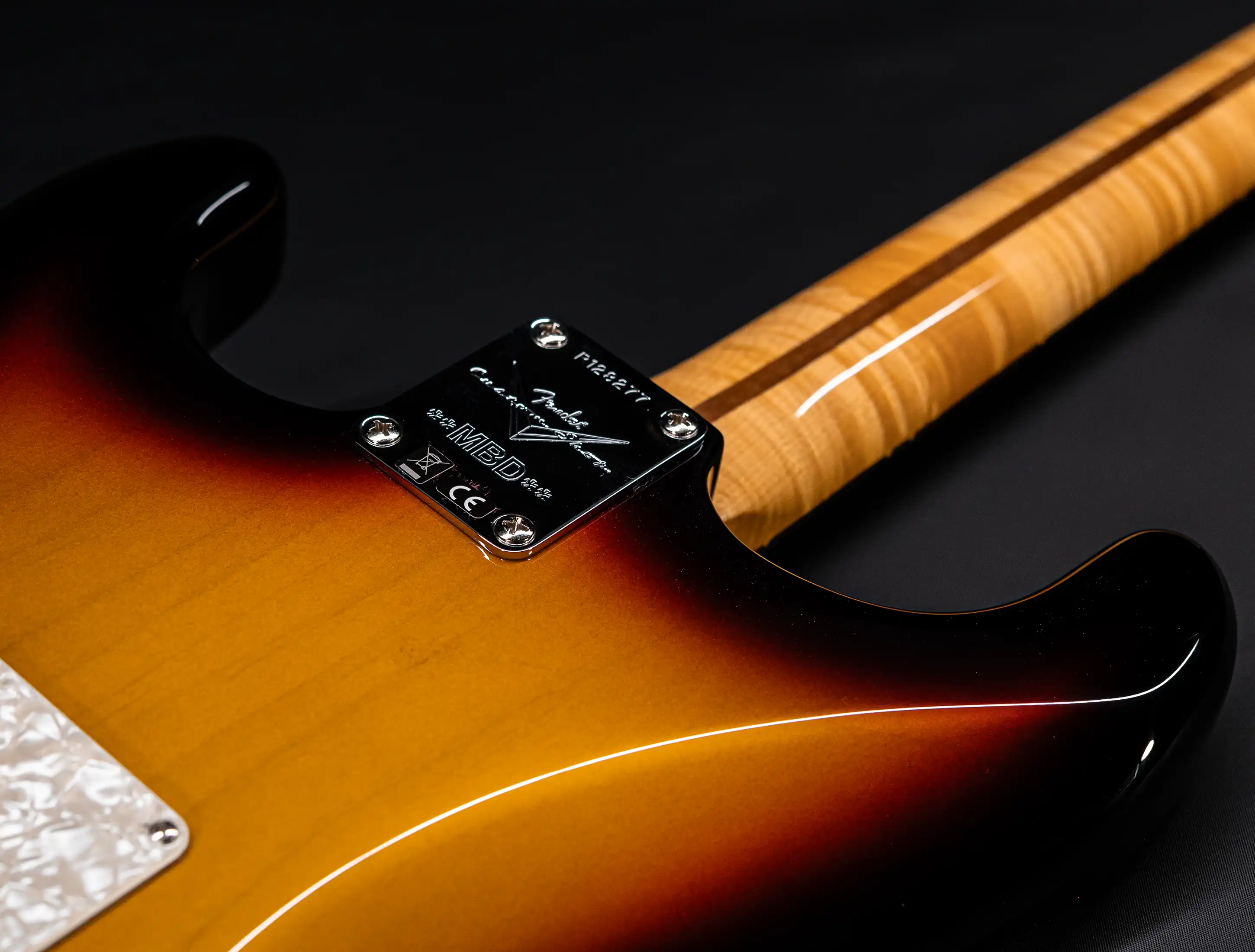 a154622 Fender-MBD-Limited-60s-STARS-Stratocaster-NOS-flame-Neck-Sunburst