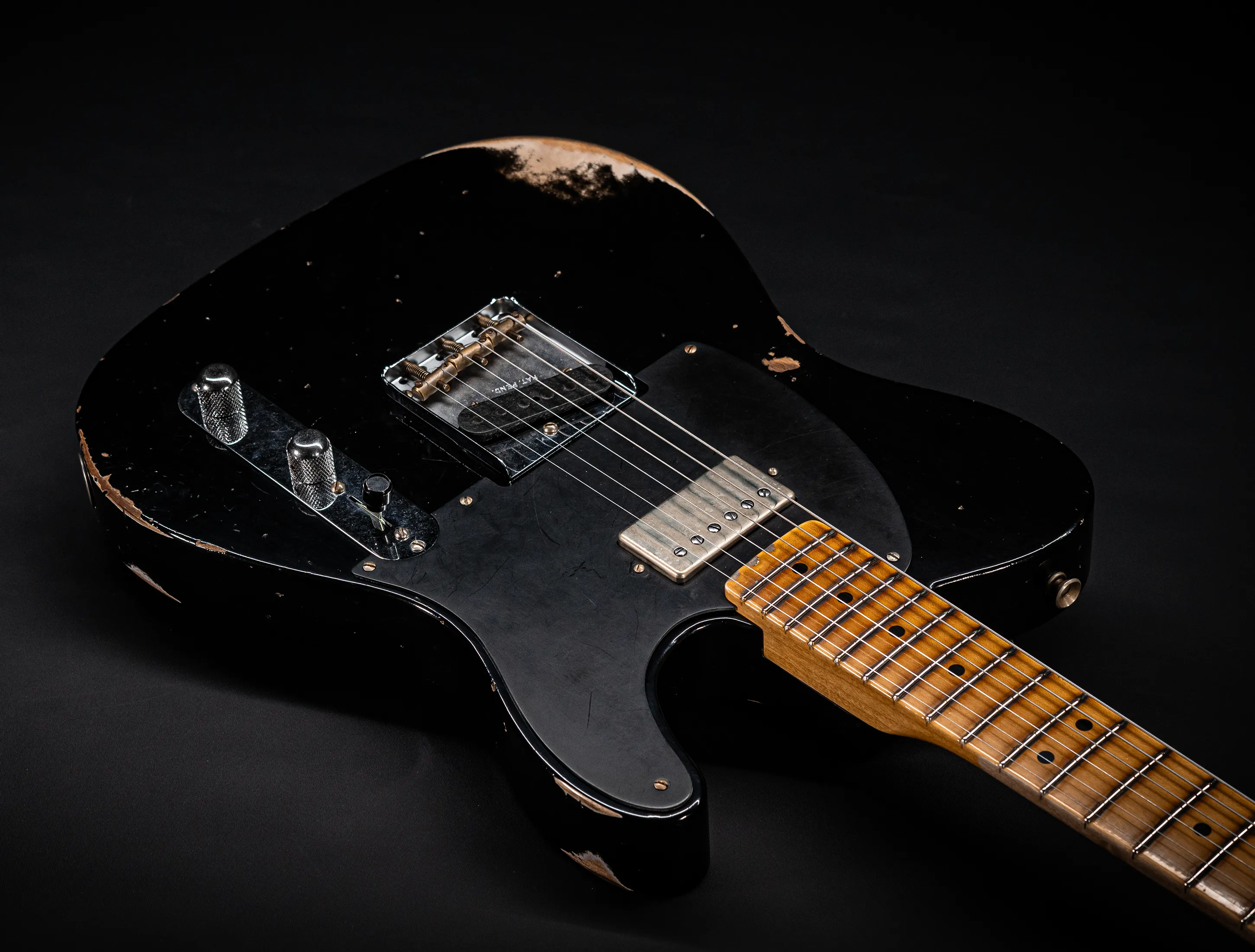 Fender MBD 1952 Telecaster Humbucker Between Relic & Heavy Relic - Black