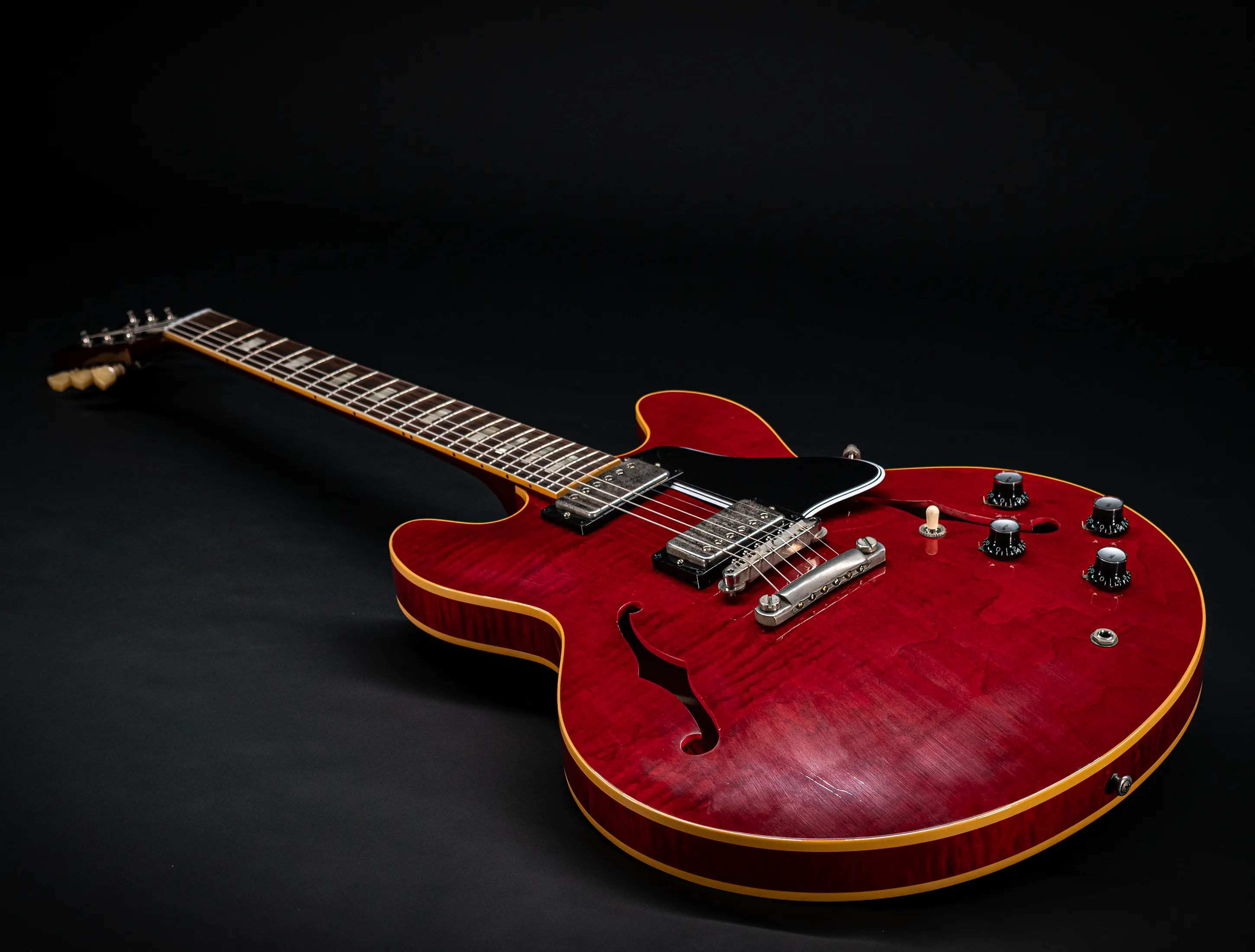 Gibson ES-335 1964 Custom Shop Murphy Lab Ultra Light Aged Figured Maple - 60s Cherry Red