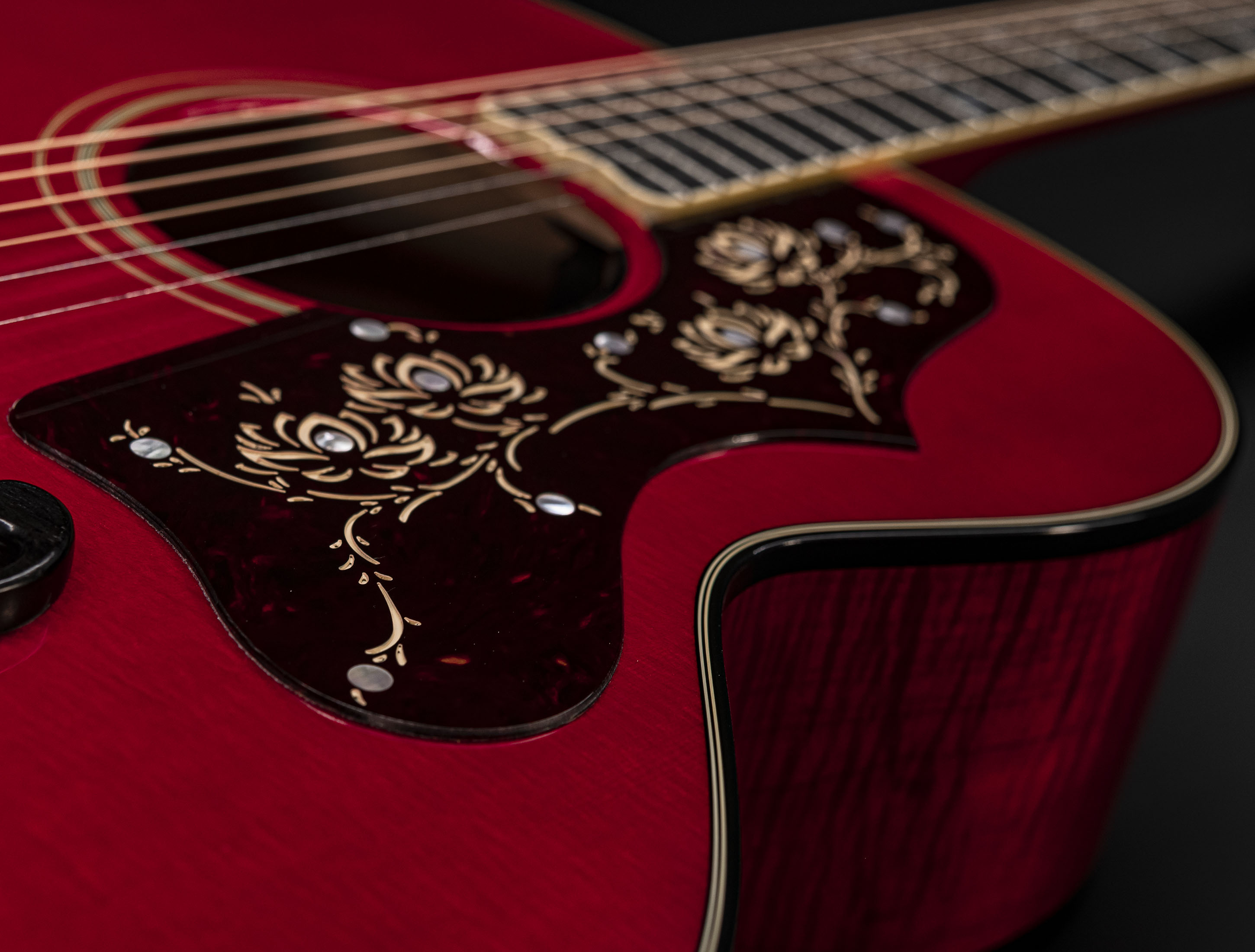 a134053_Gibson-Orianthi-SJ-200-AAA-Flame-Maple-Cherry a134053 gibson-orianthi-sj-200-aaa-flame-maple-cherry
