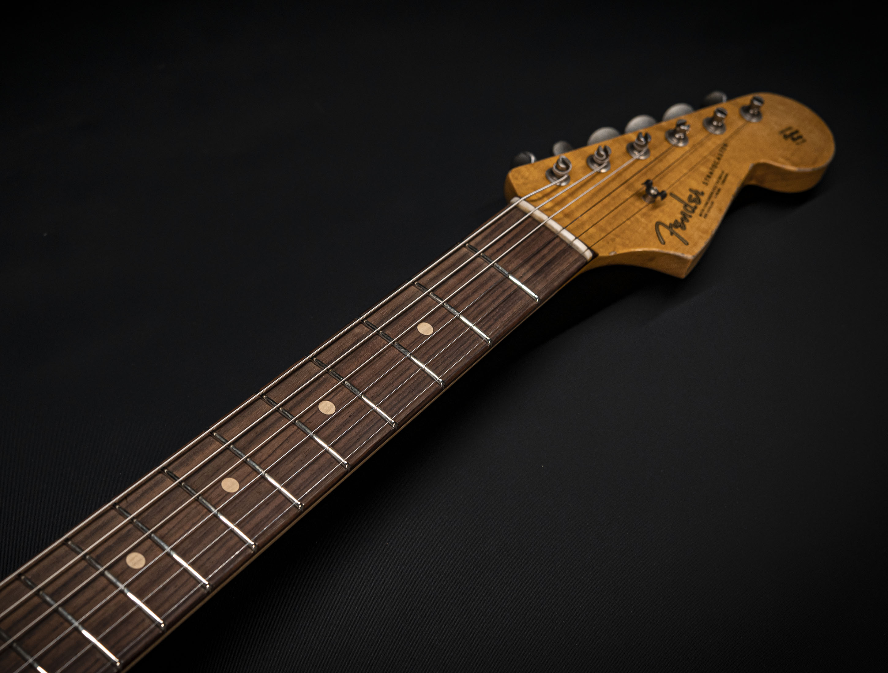 a138526_Fender-Custom-Shop-Michael-Landau-1963-Stratocaster-Fiesta-Red-over-3TSB a138526 fender-custom-shop-michael-landau-1963-stratocaster-fiesta-red-over-3tsb