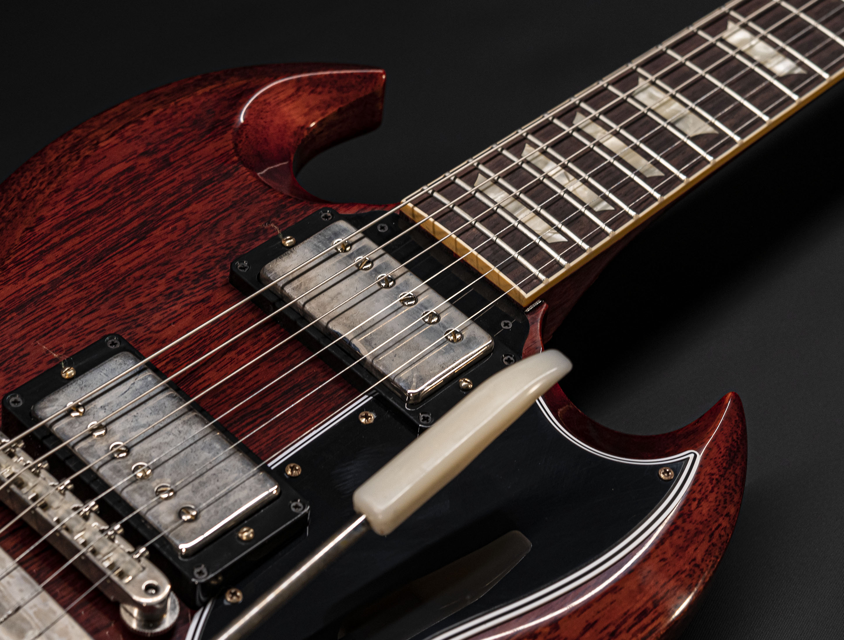 a128066-Gibson-SG-1964-Standard-Reissue-Maestro-Vibrola-VOS-Cherry-Red a128066-gibson-sg-1964-standard-reissue-maestro-vibrola-vos-cherry-red