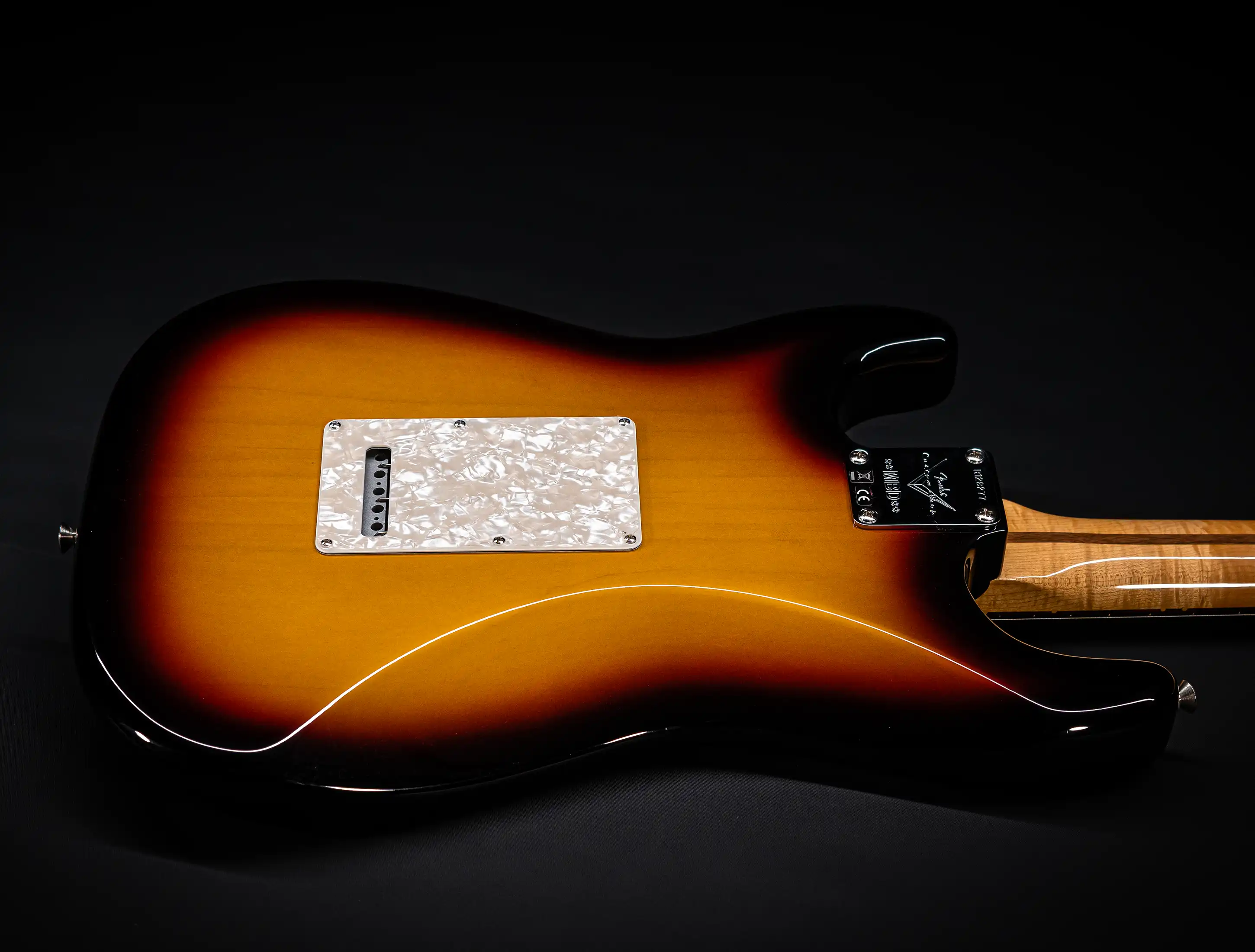 a154621 Fender-MBD-Limited-60s-STARS-Stratocaster-NOS-flame-Neck-Sunburst